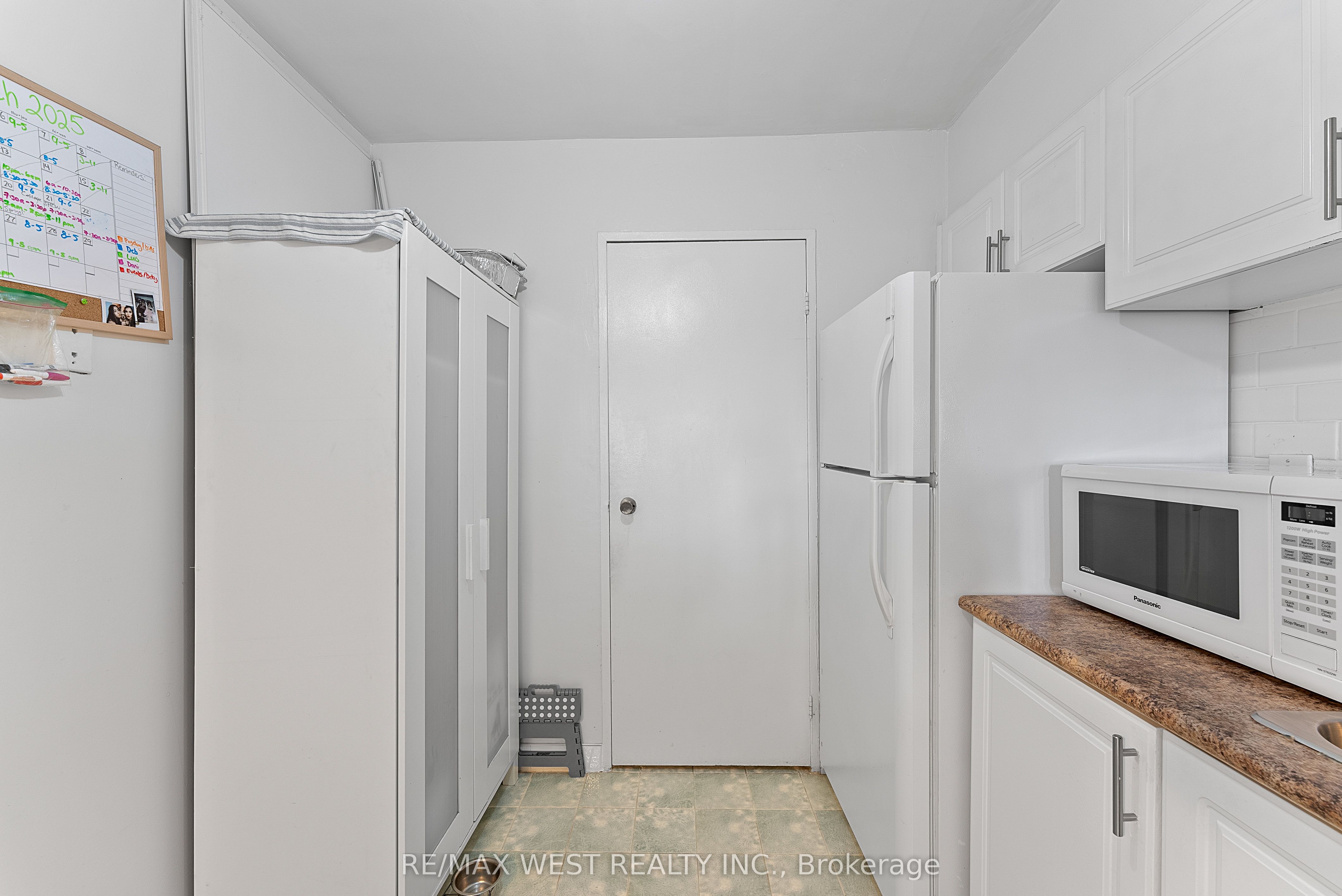 #207 - 238 Albion Road Property Photo 15