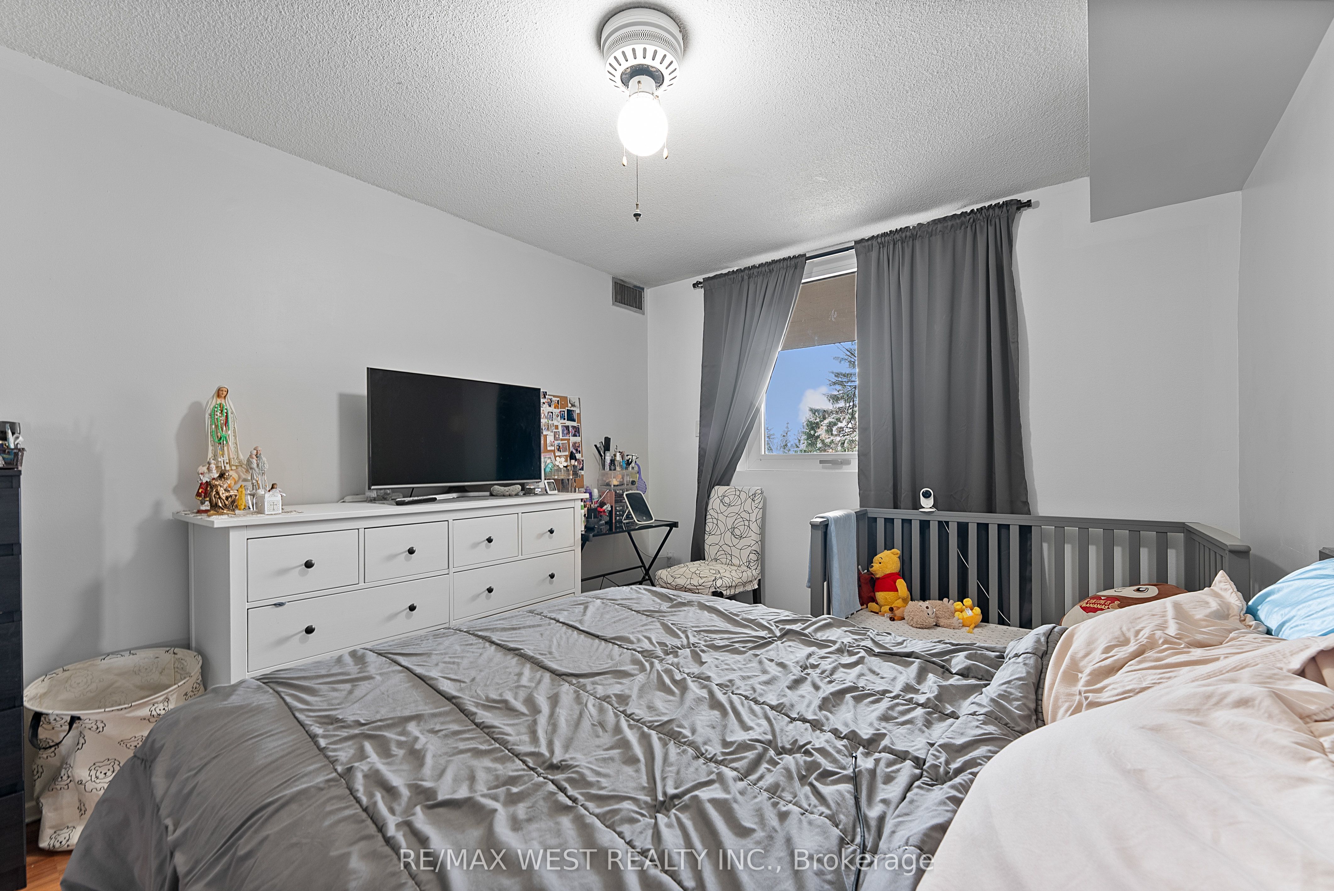 #207 - 238 Albion Road Property Photo 17