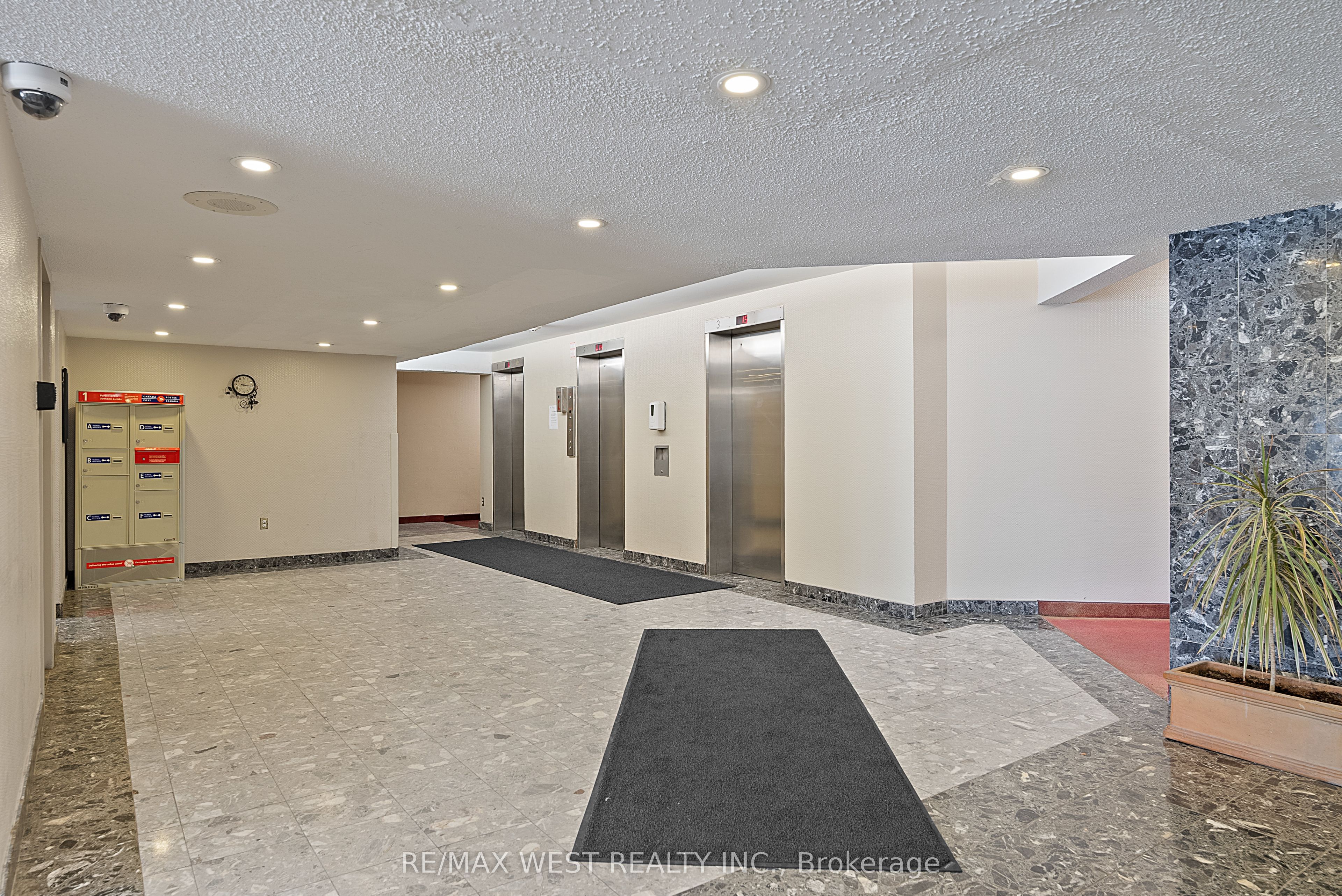 #207 - 238 Albion Road Property Photo 32