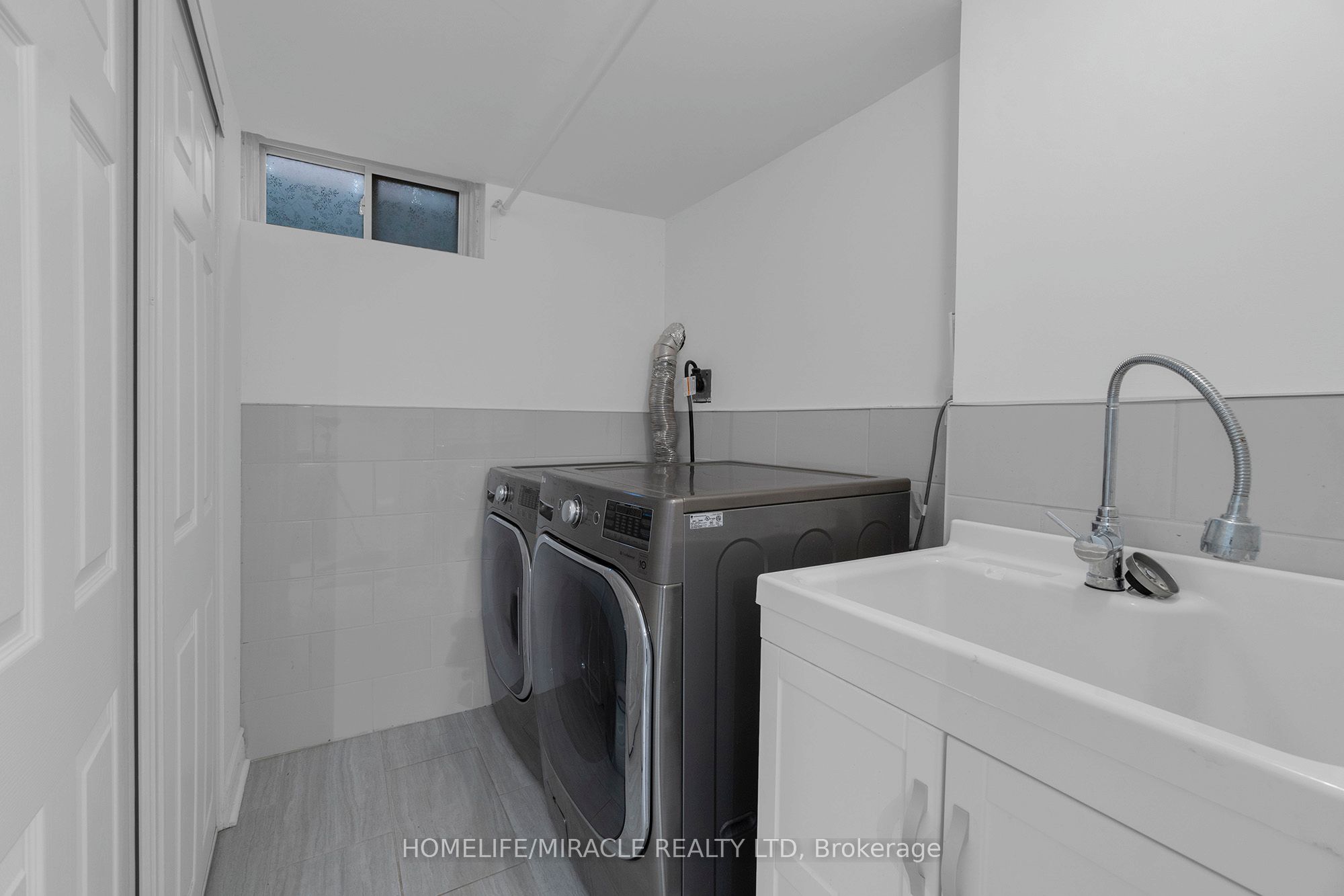 8 Franca Crescent Property Photo 45