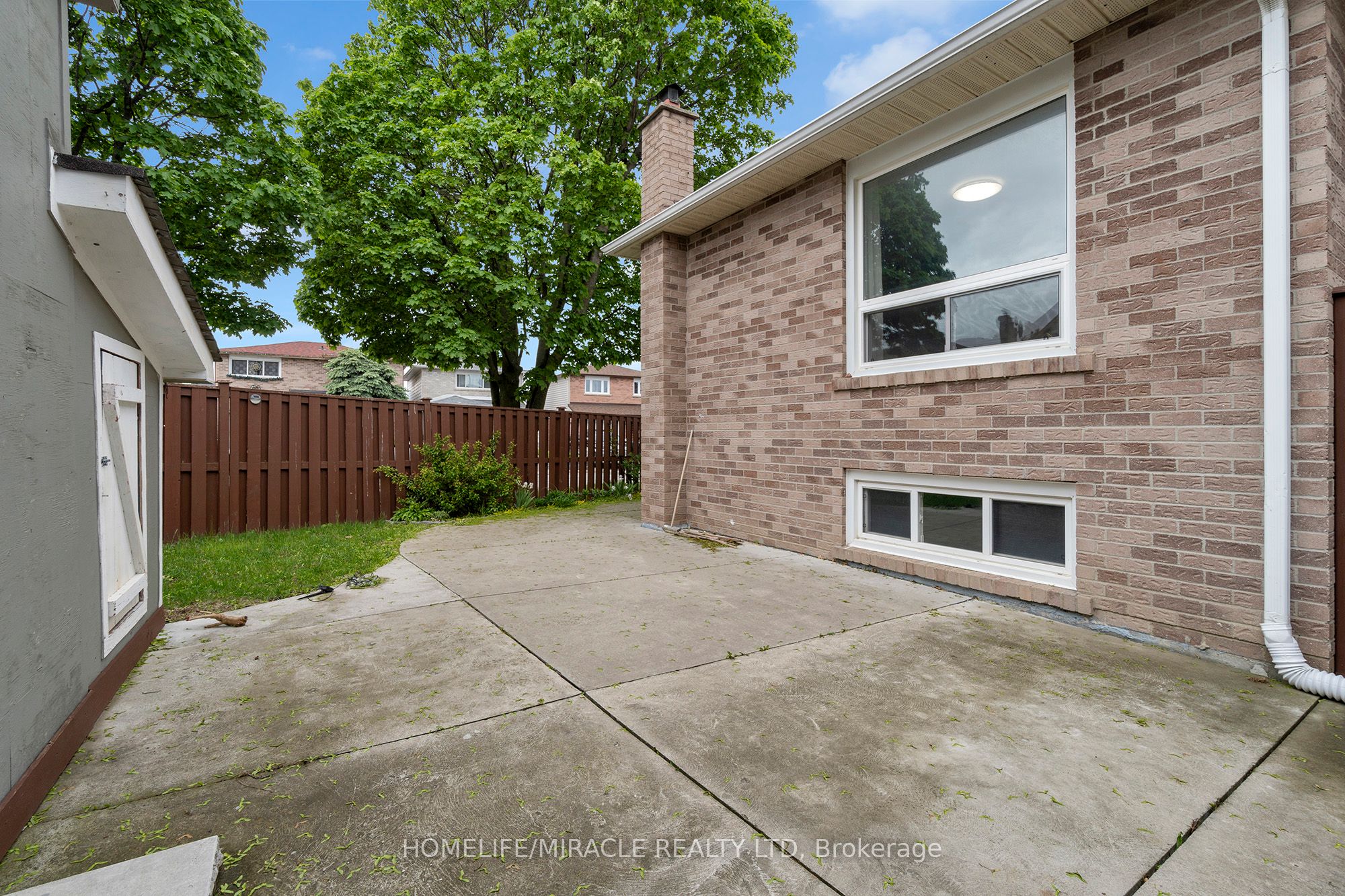 8 Franca Crescent Property Photo 49