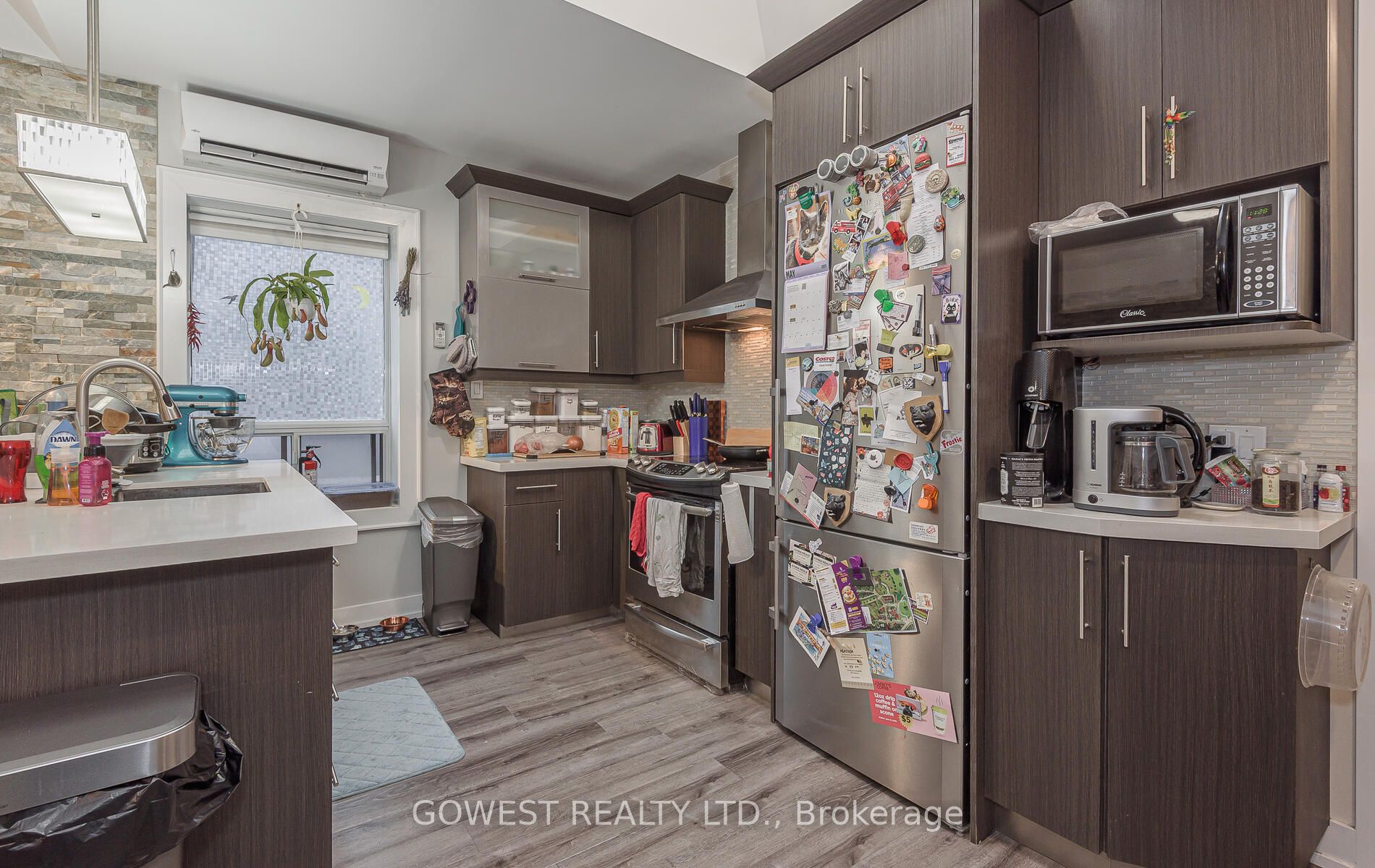459 Roncesvalles Avenue Property Photo 10