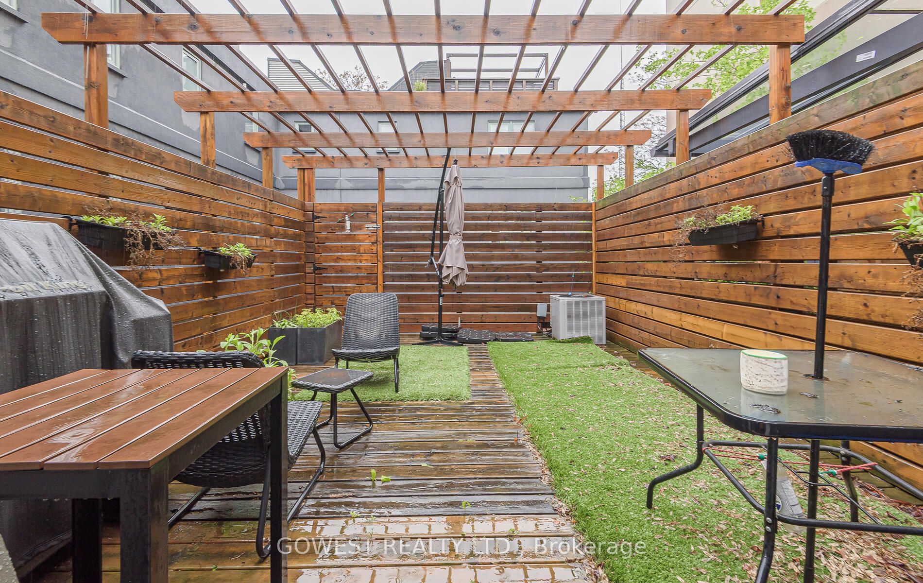 459 Roncesvalles Avenue Property Photo 18