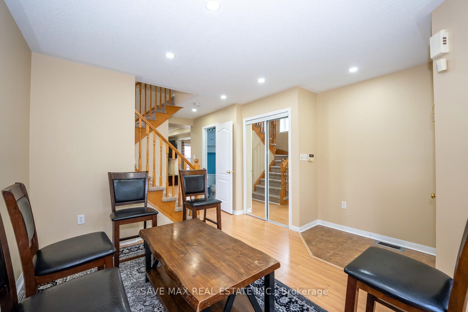 114 Decker Hollow Circle Property Photo 8