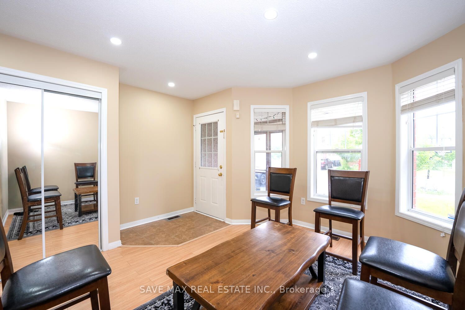 114 Decker Hollow Circle Property Photo 11