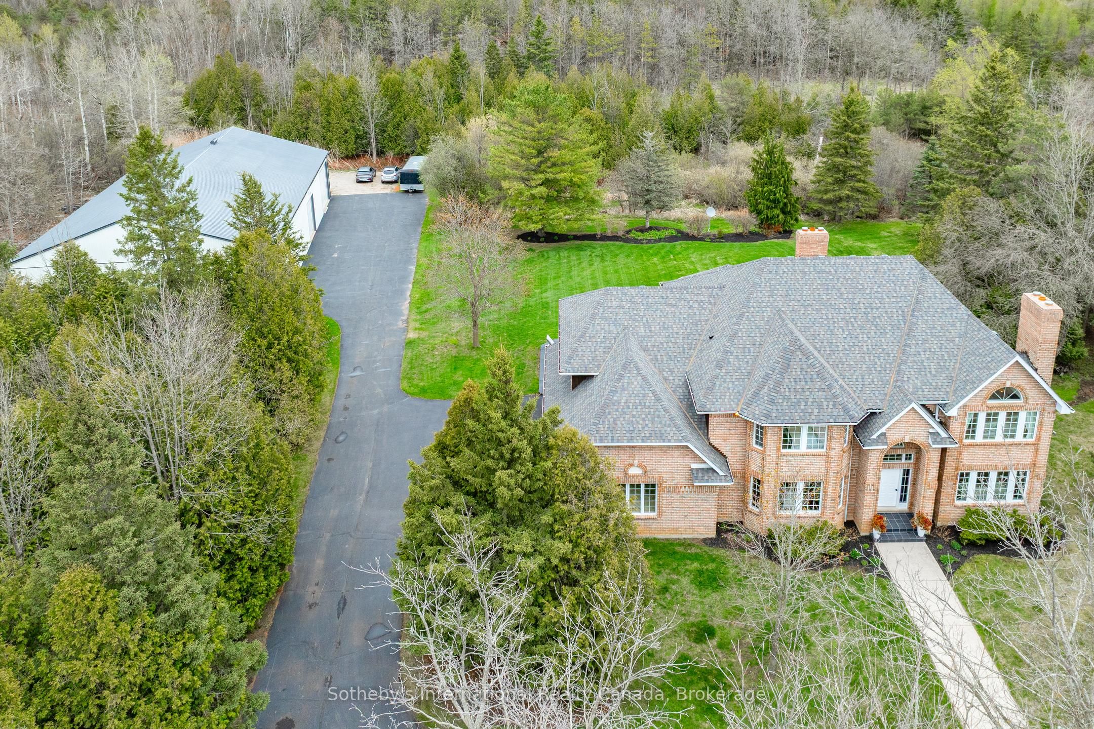 14301 Sixth Line Property Photo 2