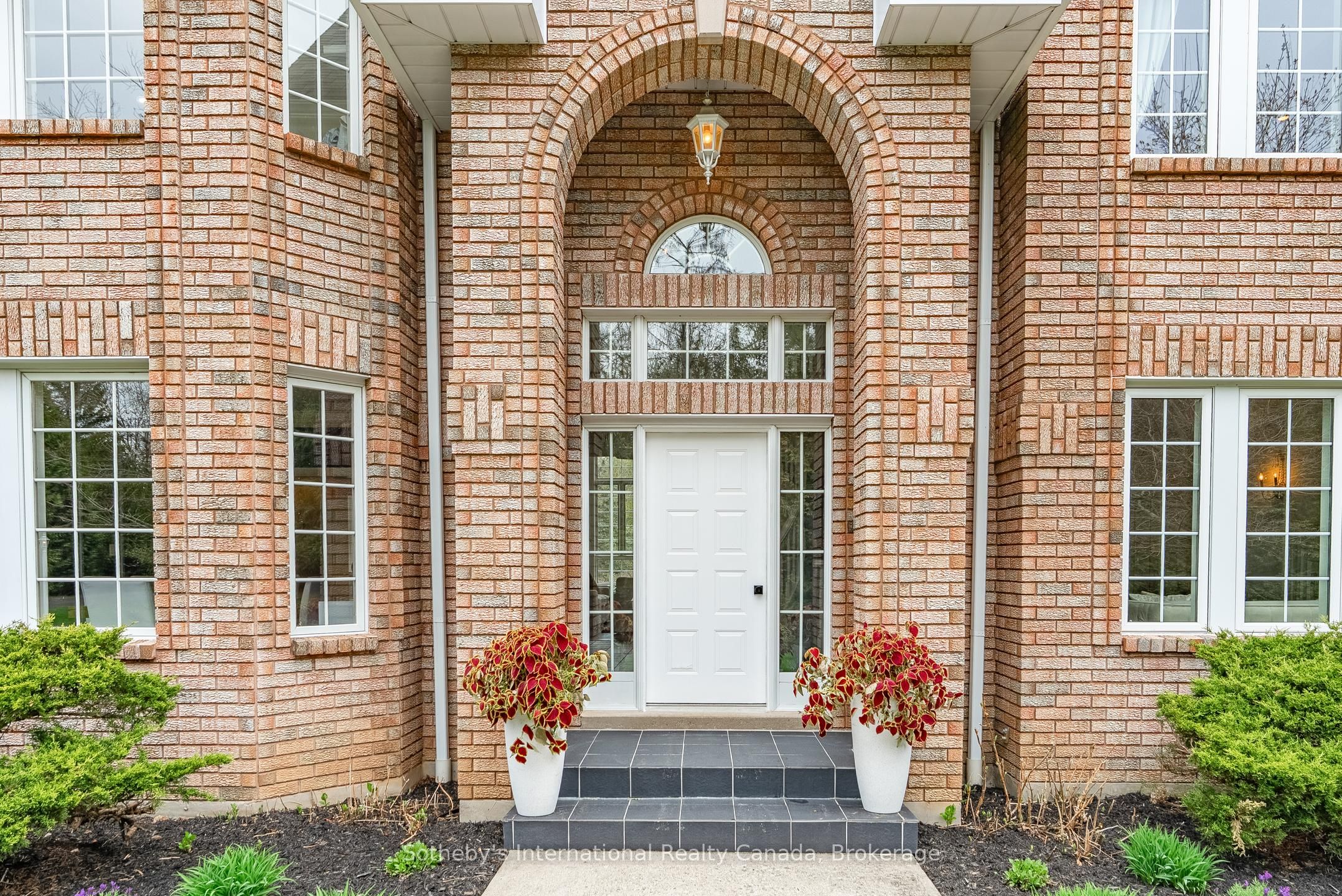 14301 Sixth Line Property Photo 5