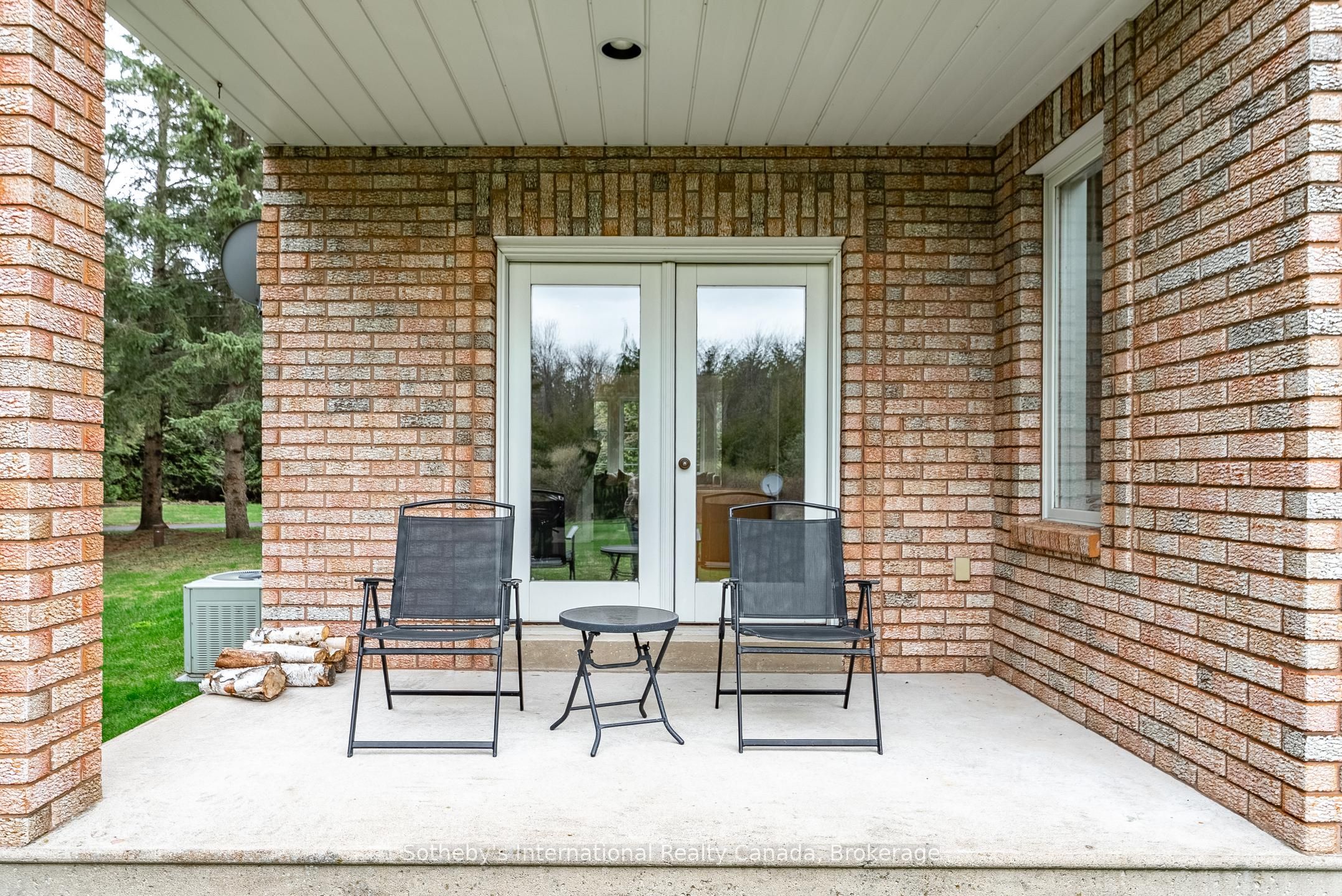 14301 Sixth Line Property Photo 7