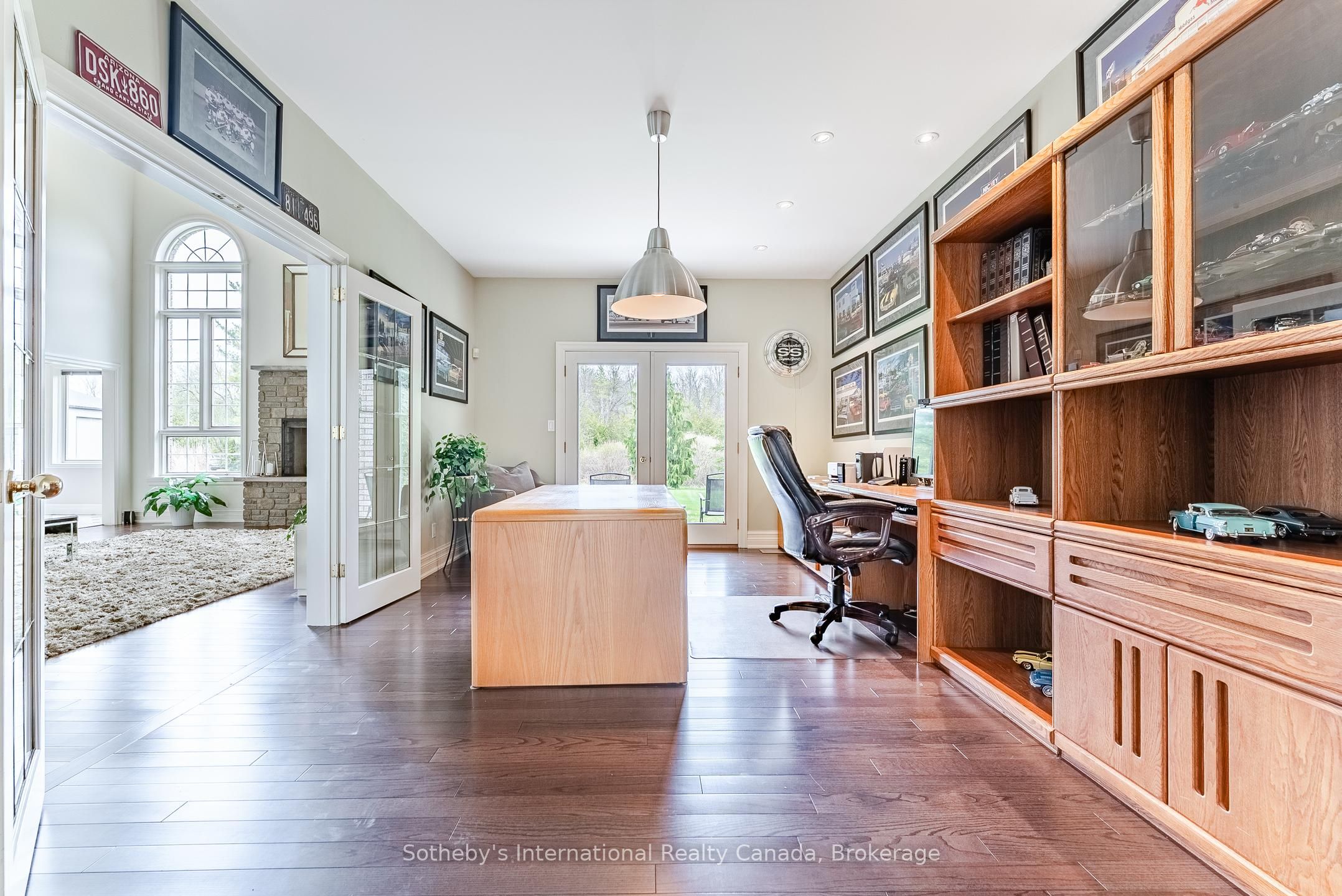 14301 Sixth Line Property Photo 14