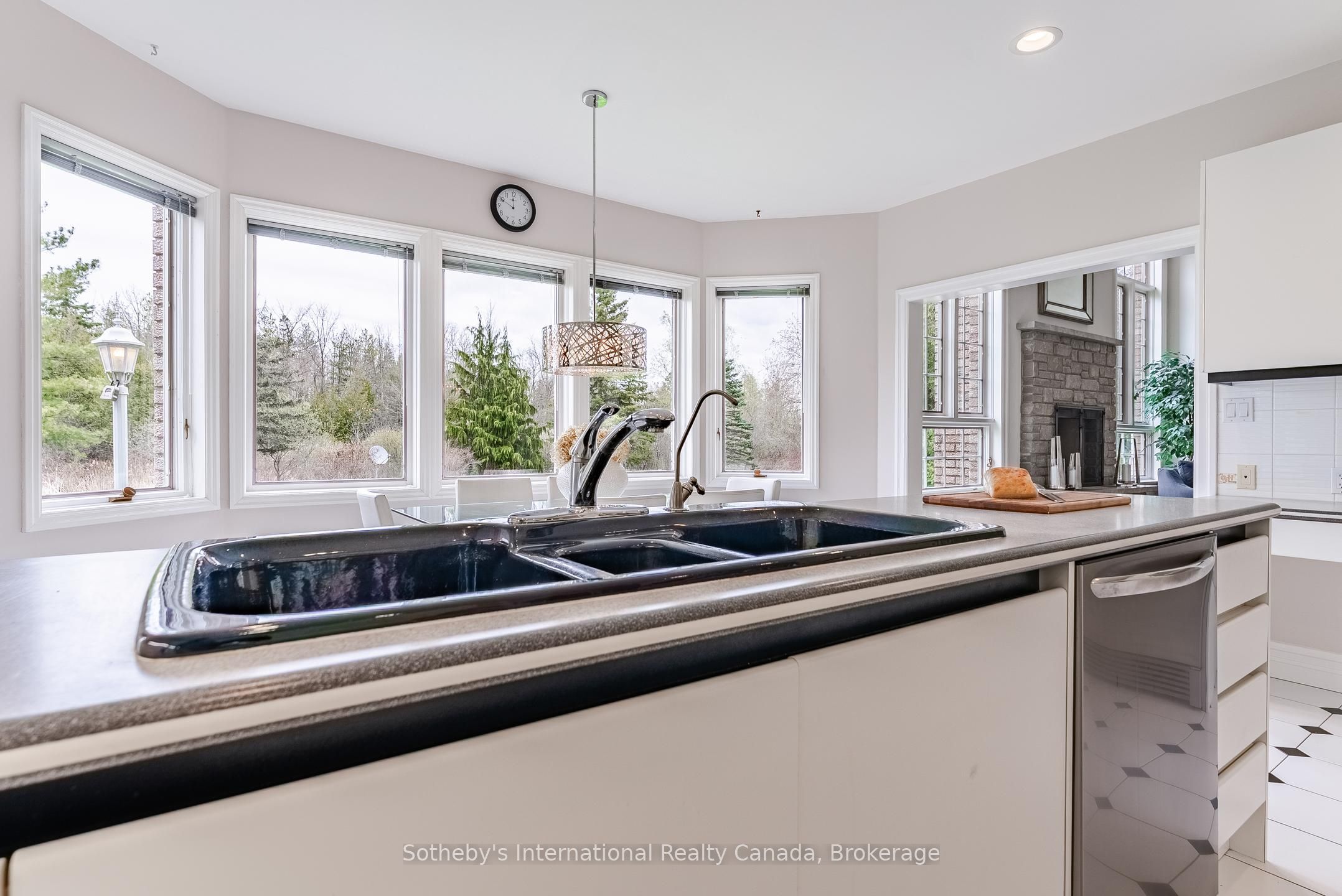 14301 Sixth Line Property Photo 20
