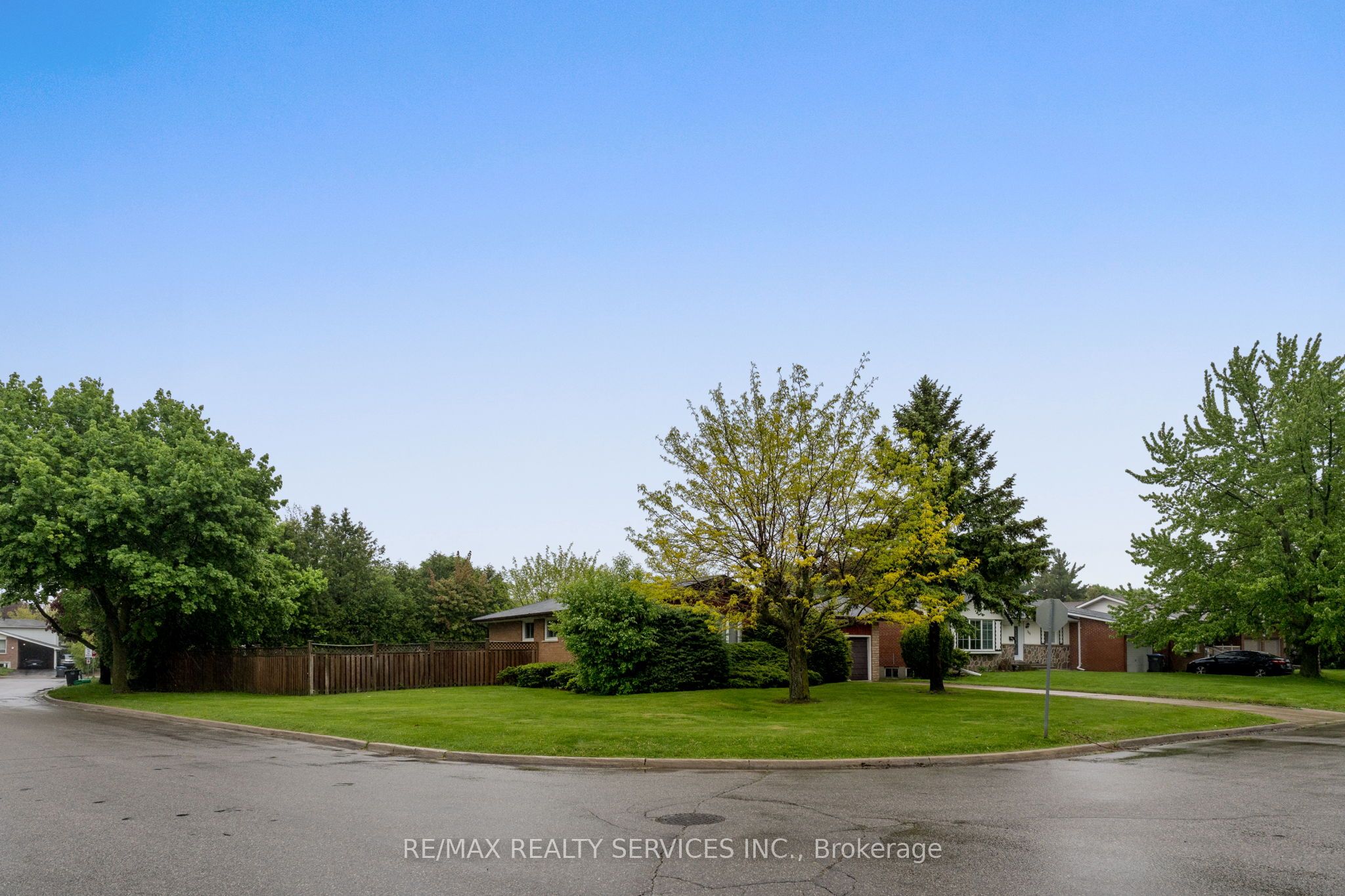257 Elizabeth Street Property Photo 4