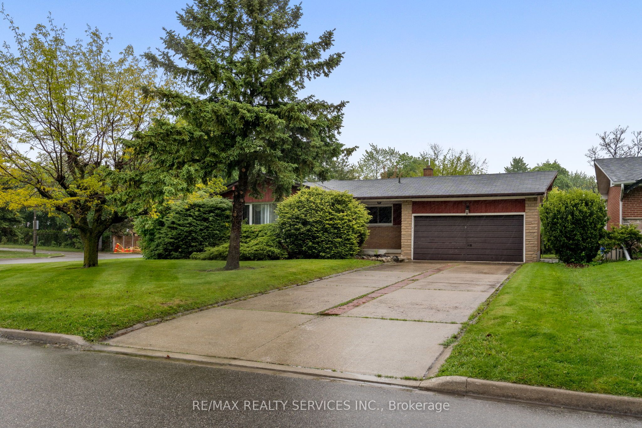 257 Elizabeth Street Property Photo 6