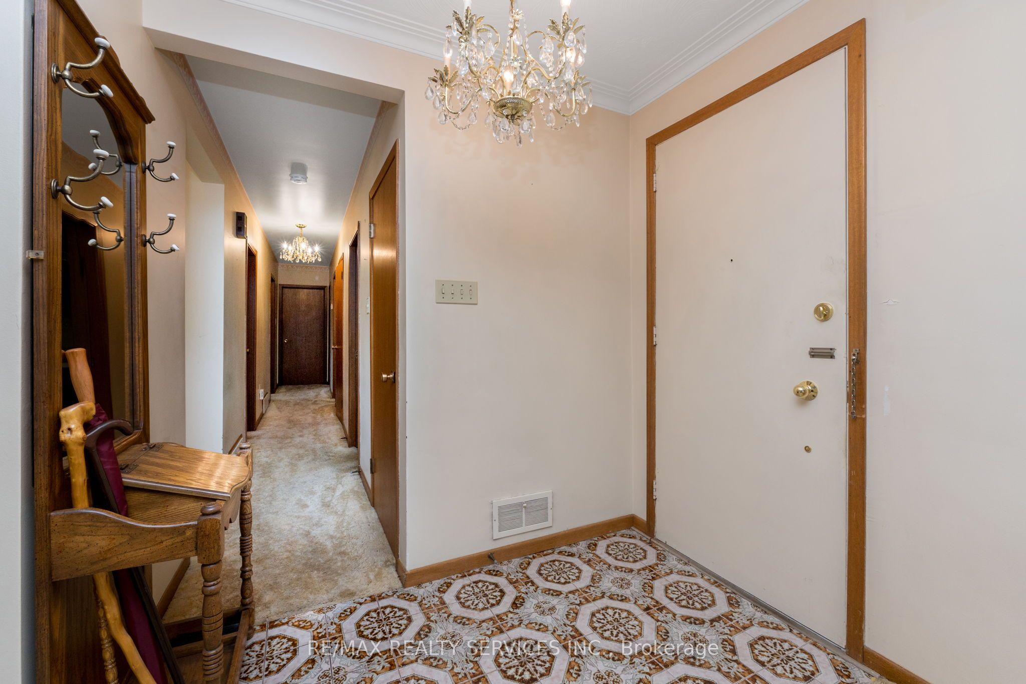 257 Elizabeth Street Property Photo 9