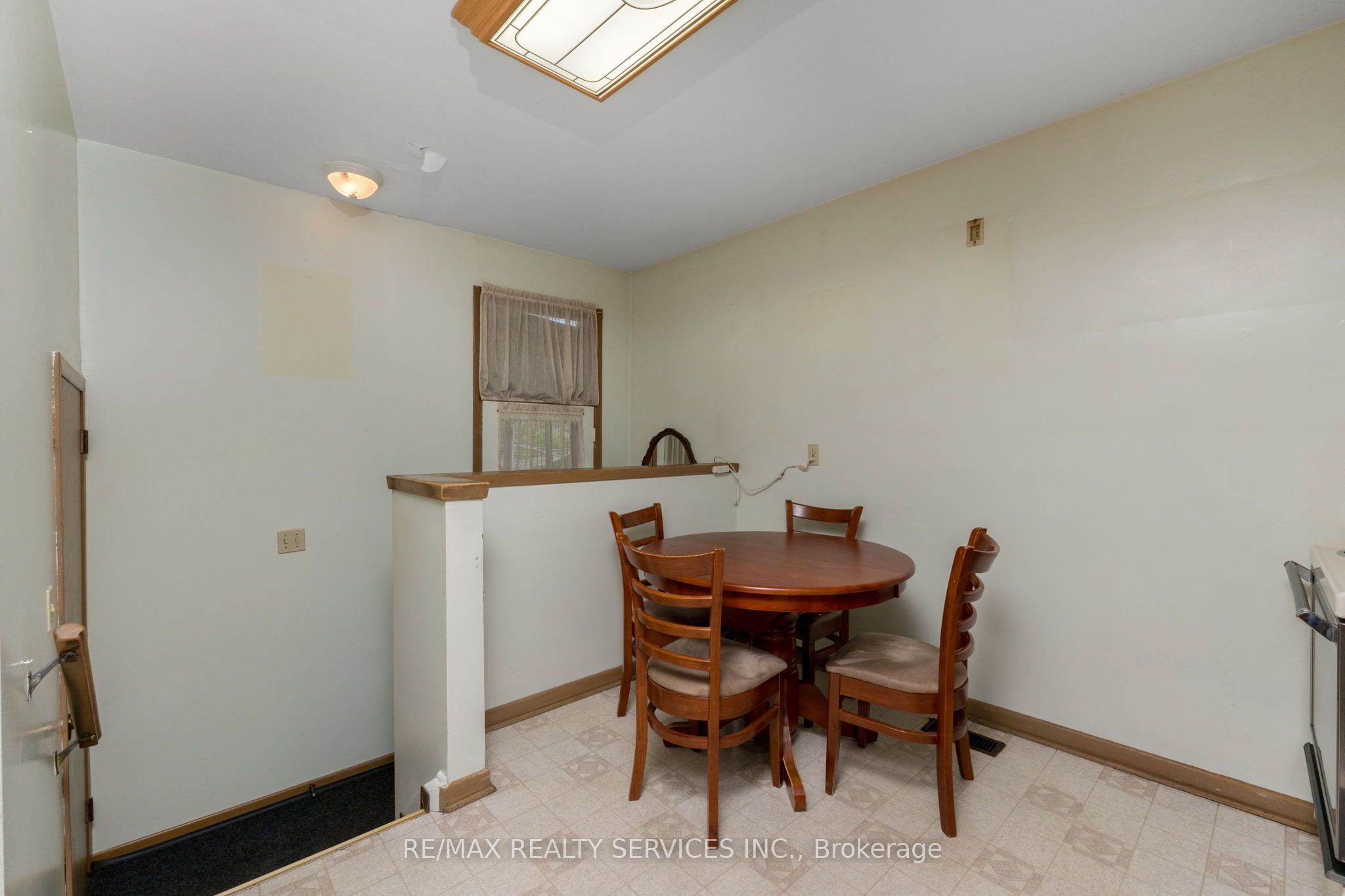 257 Elizabeth Street Property Photo 17