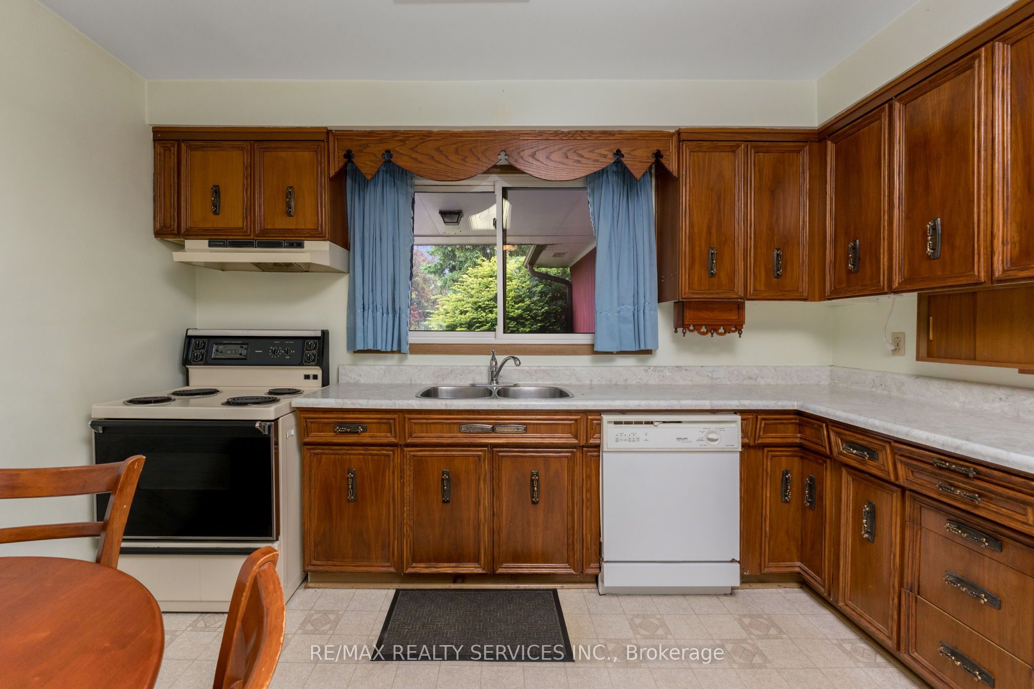 257 Elizabeth Street Property Photo 18