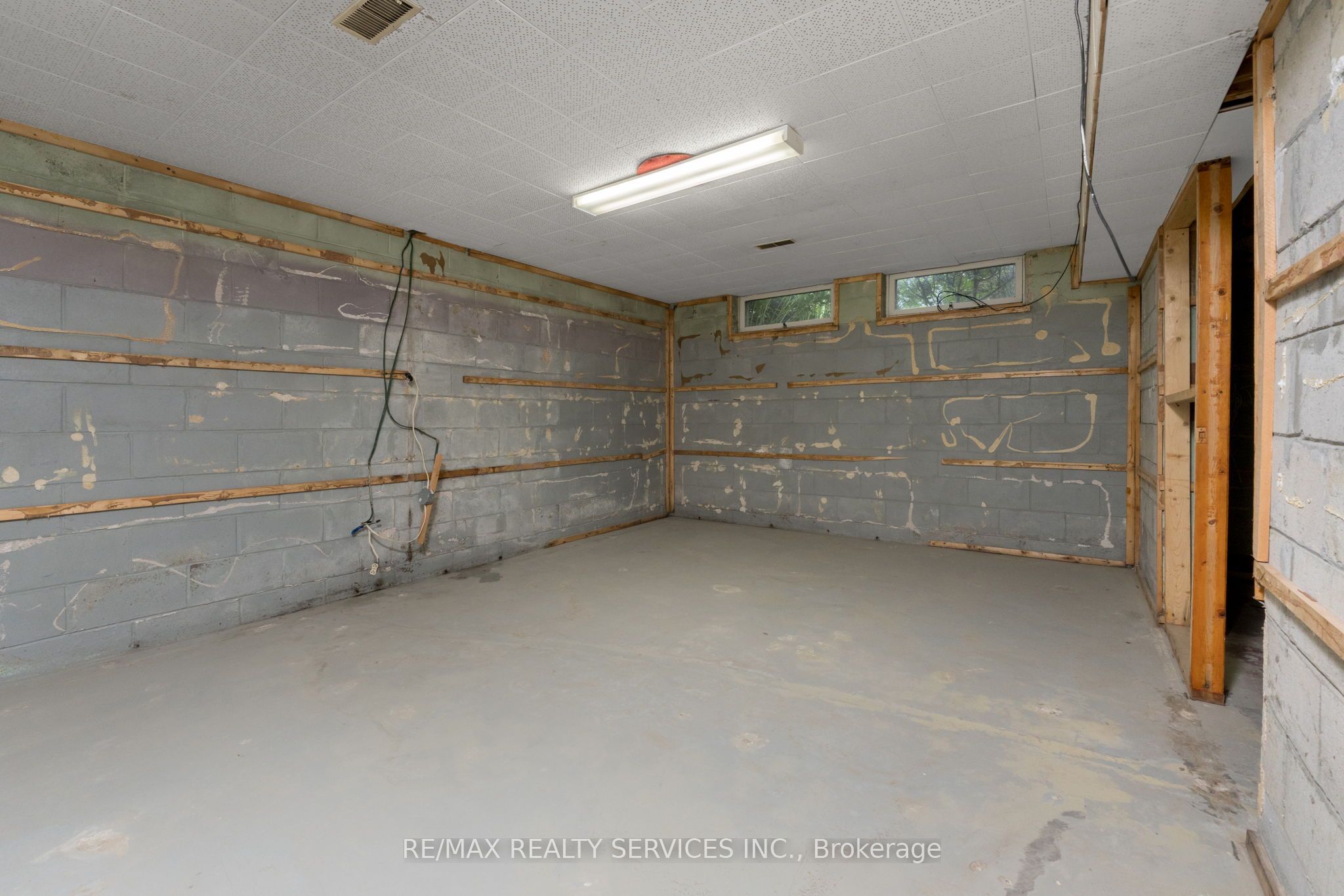 257 Elizabeth Street Property Photo 37