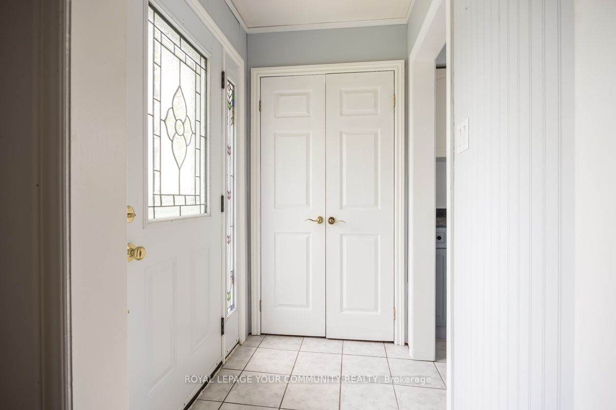16 Midhurst Drive Property Photo 4