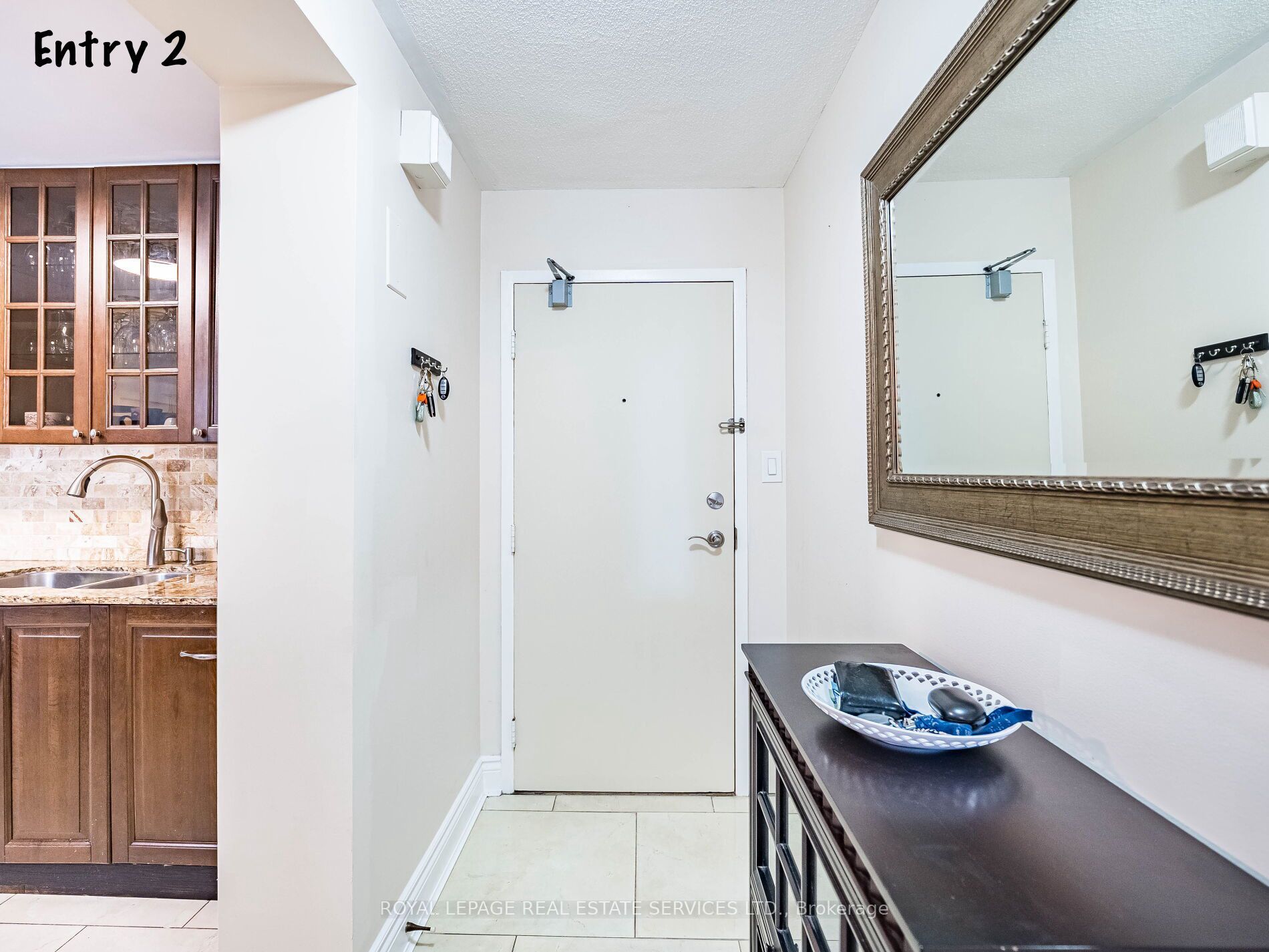 1300 Mississauga Valley Boulevard 203 Property Photo 6