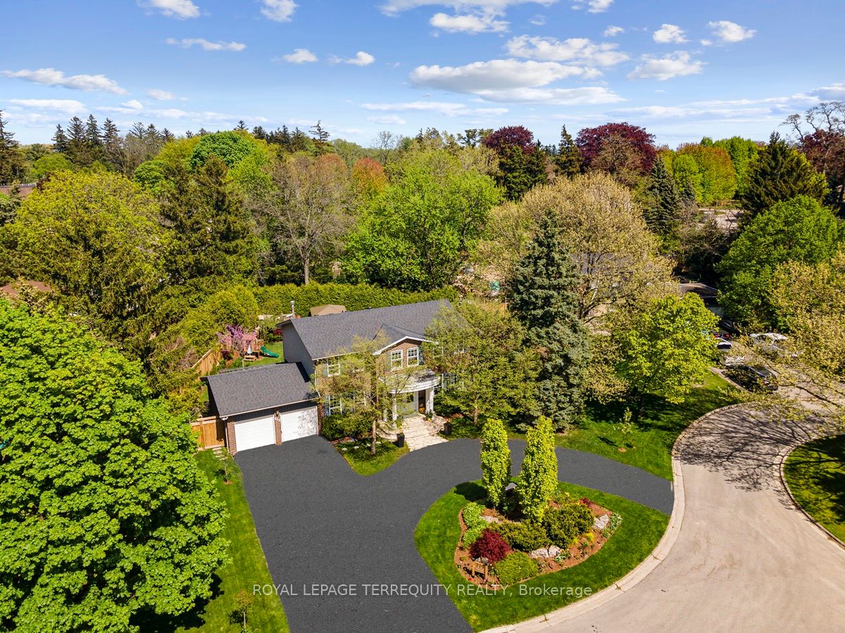 219 Valleyview Ct Property Photo 1