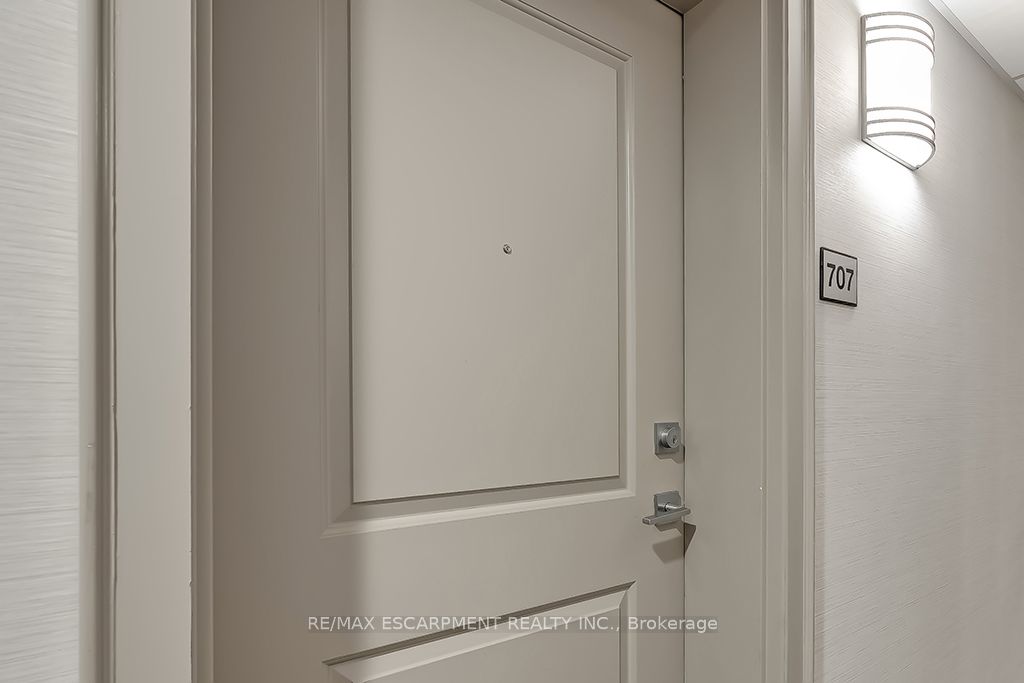 2486 Old Bronte Road 707 Property Photo 3