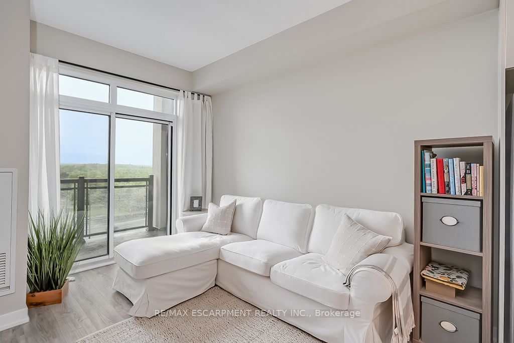 2486 Old Bronte Road 707 Property Photo 6