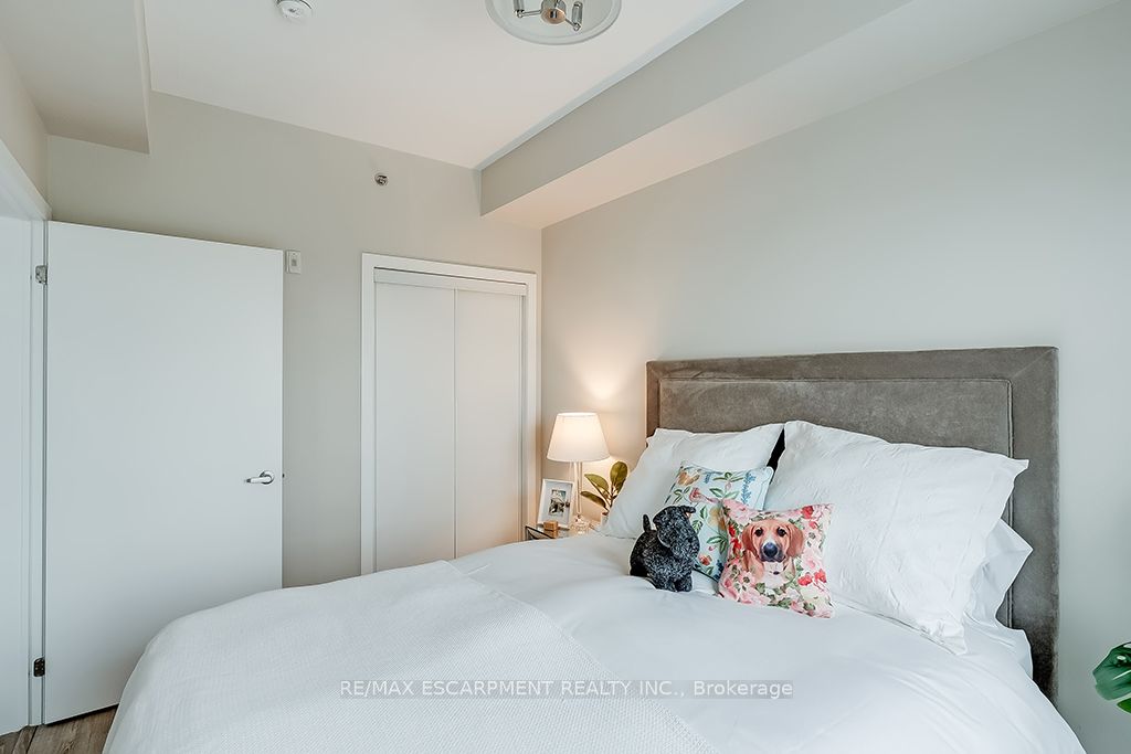 2486 Old Bronte Road 707 Property Photo 10