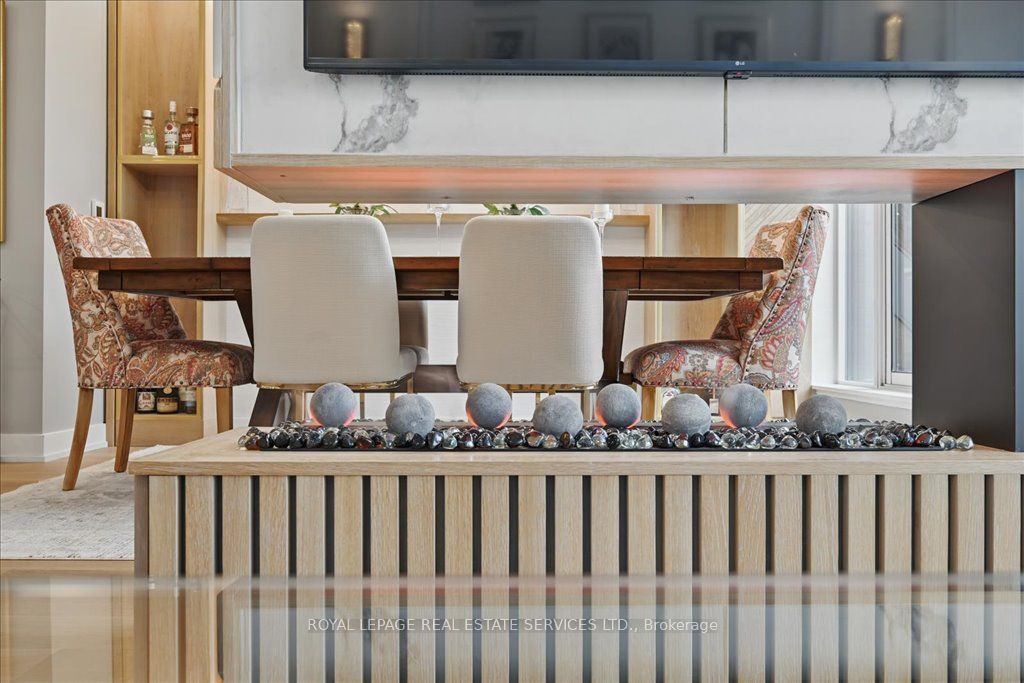 2489 Taunton Road 108 Property Photo 12