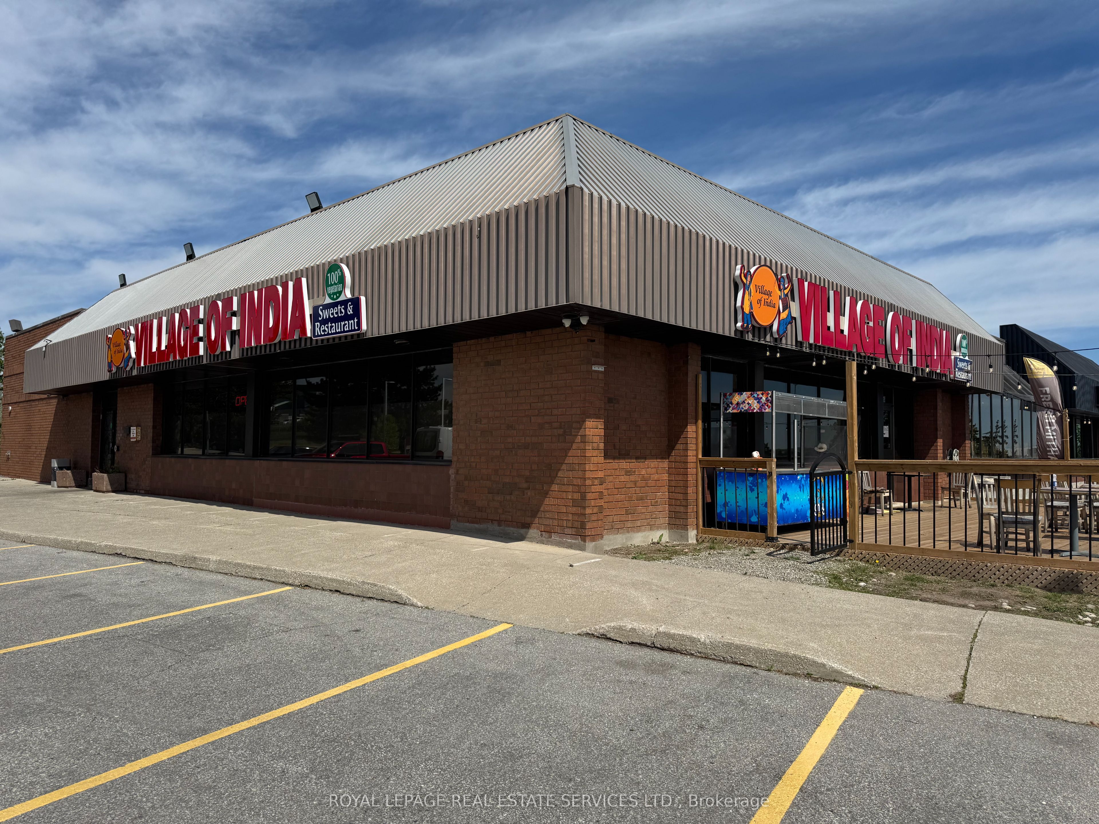 6430 Erin Mills Parkway Property Photo 1