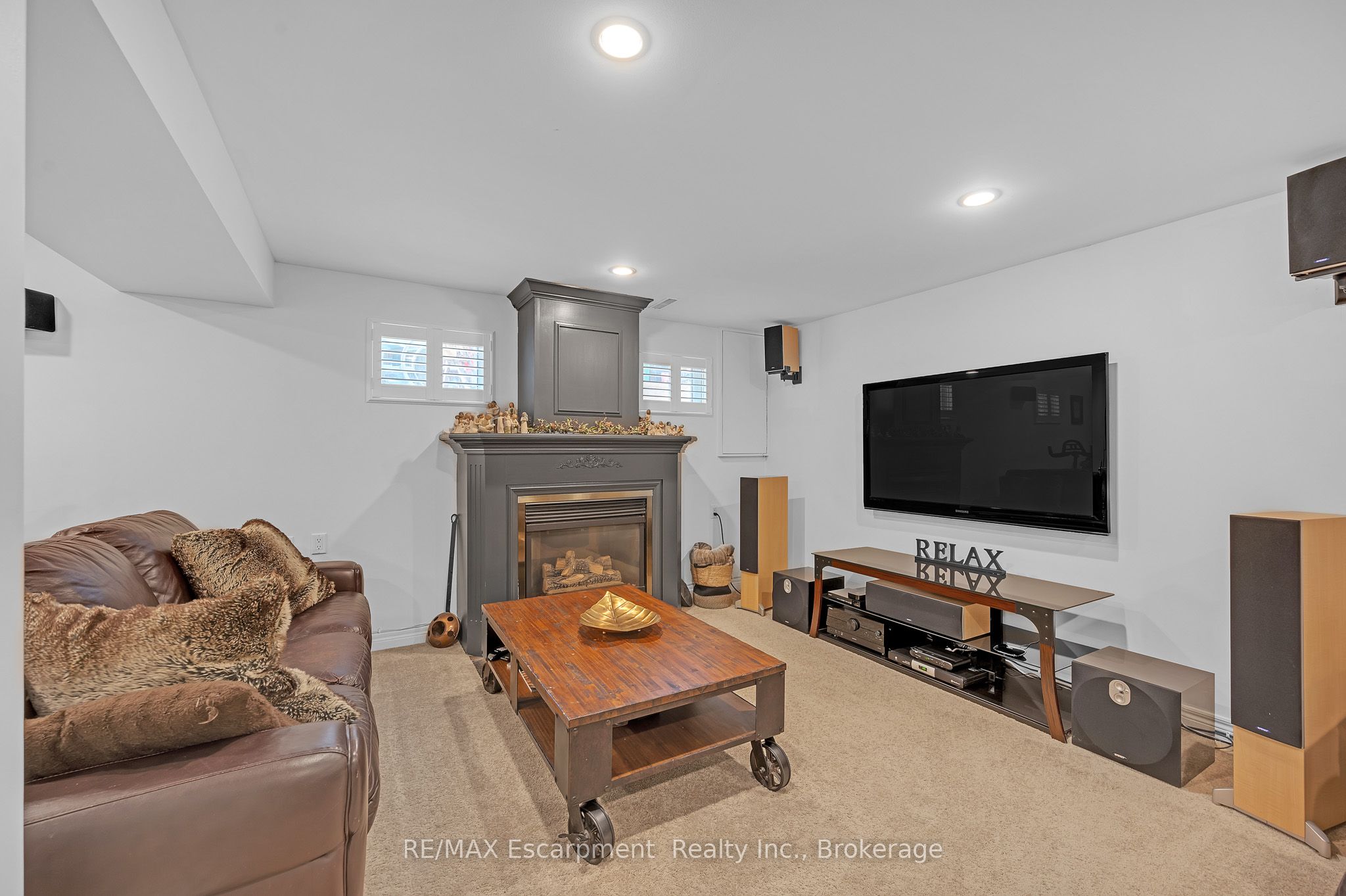 2482 Waterford Street Property Photo 29