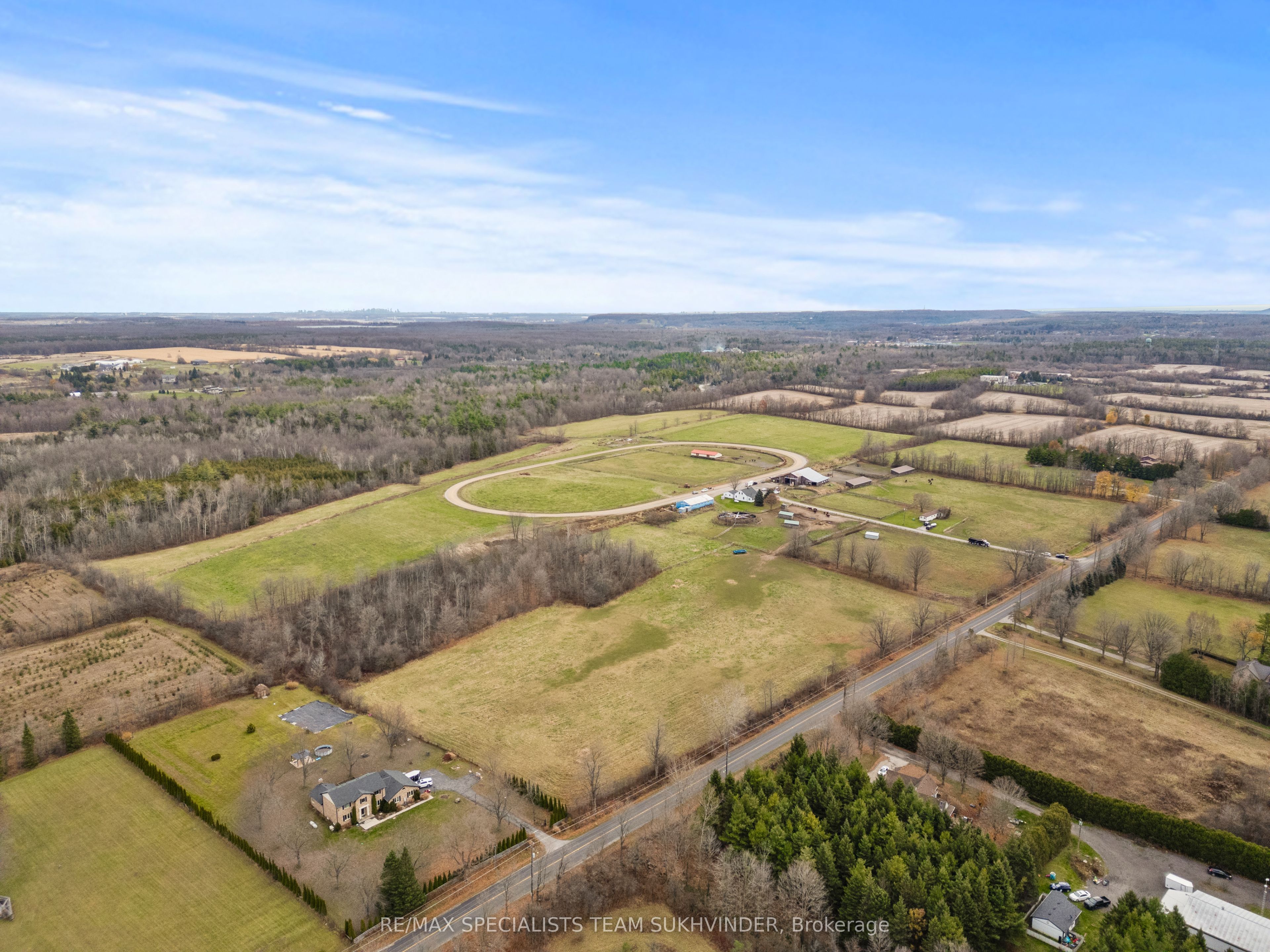 10253 Second Line Property Photo 2