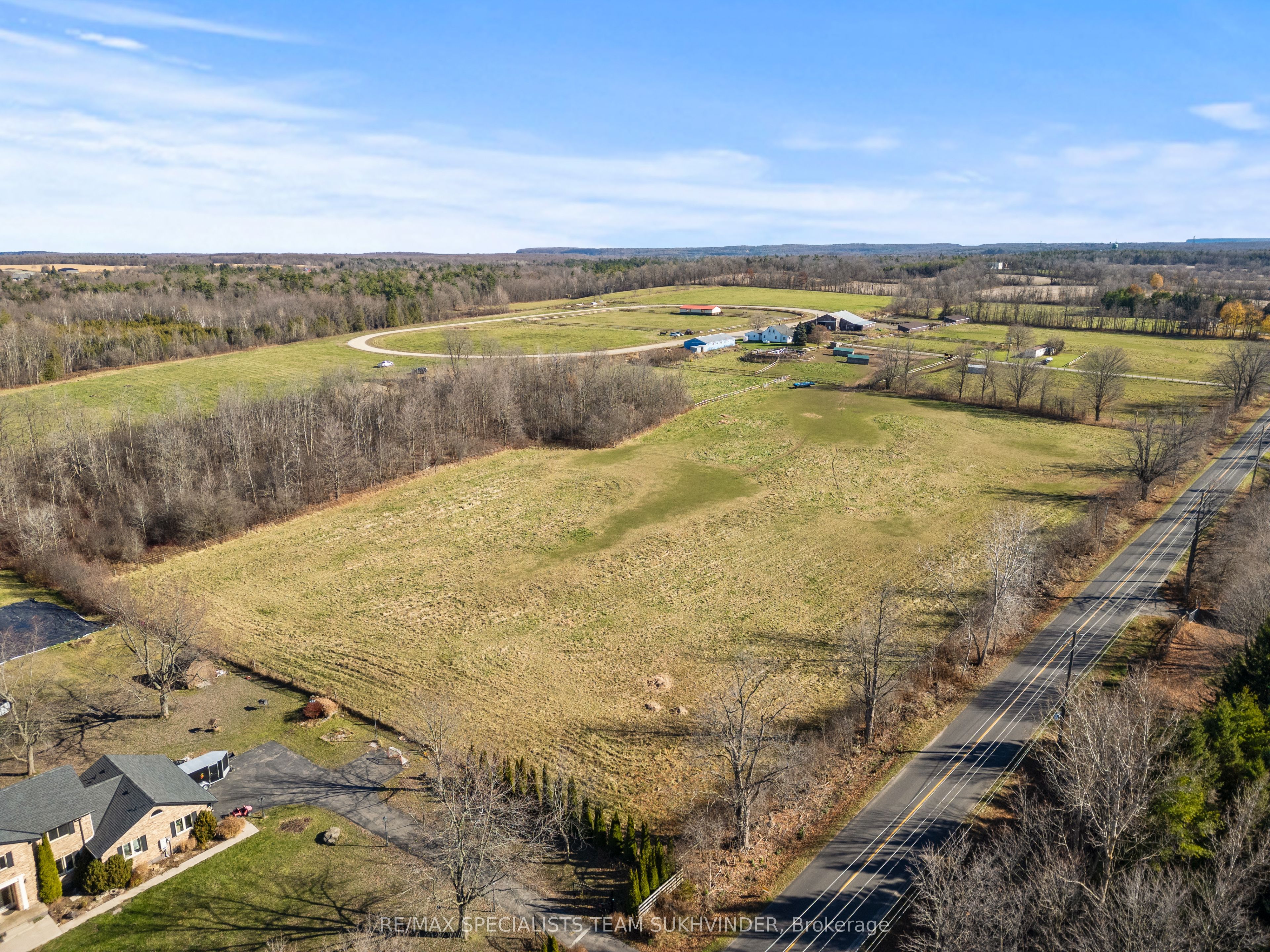 10253 Second Line Property Photo 6