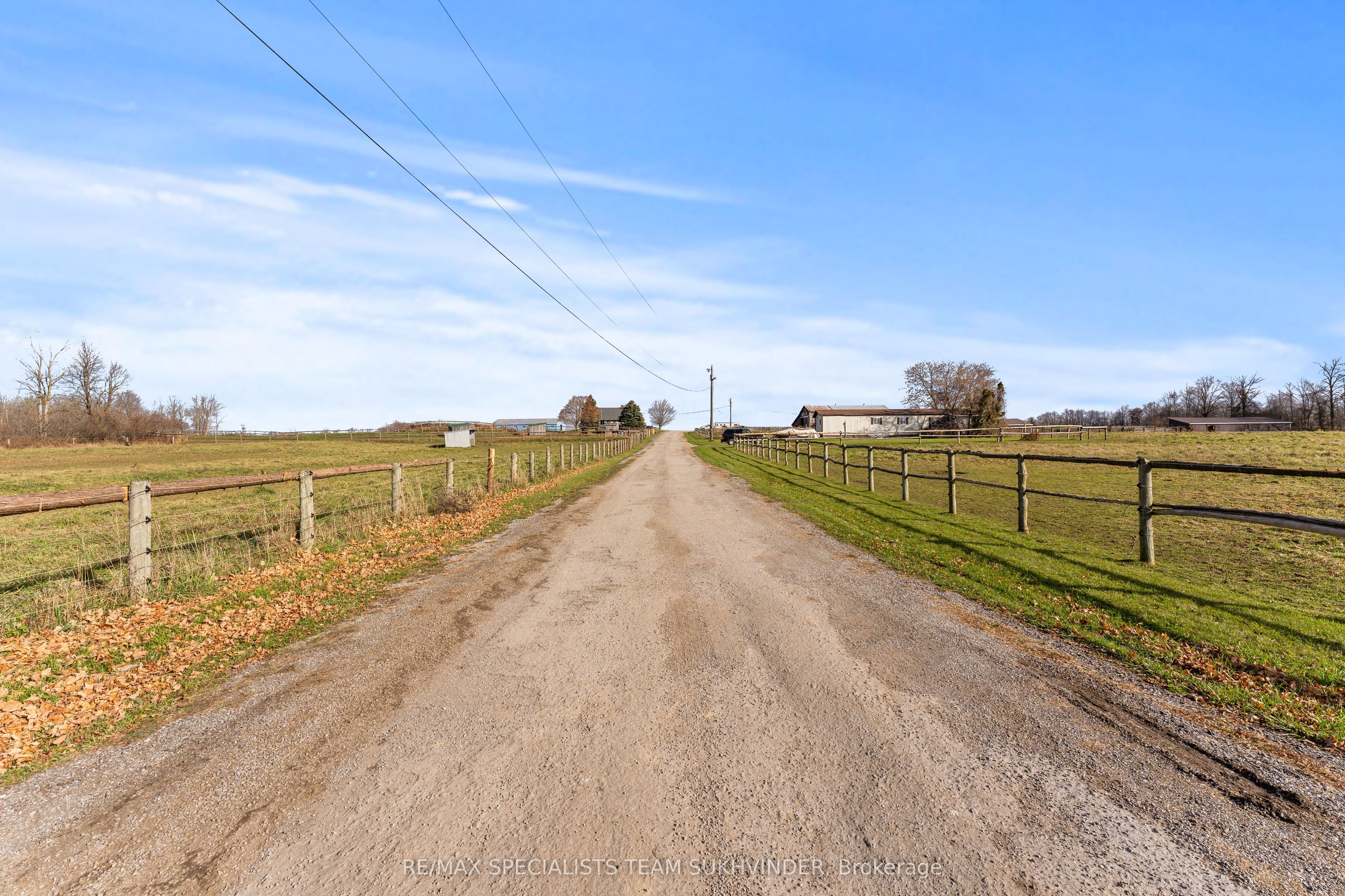 10253 Second Line Property Photo 24