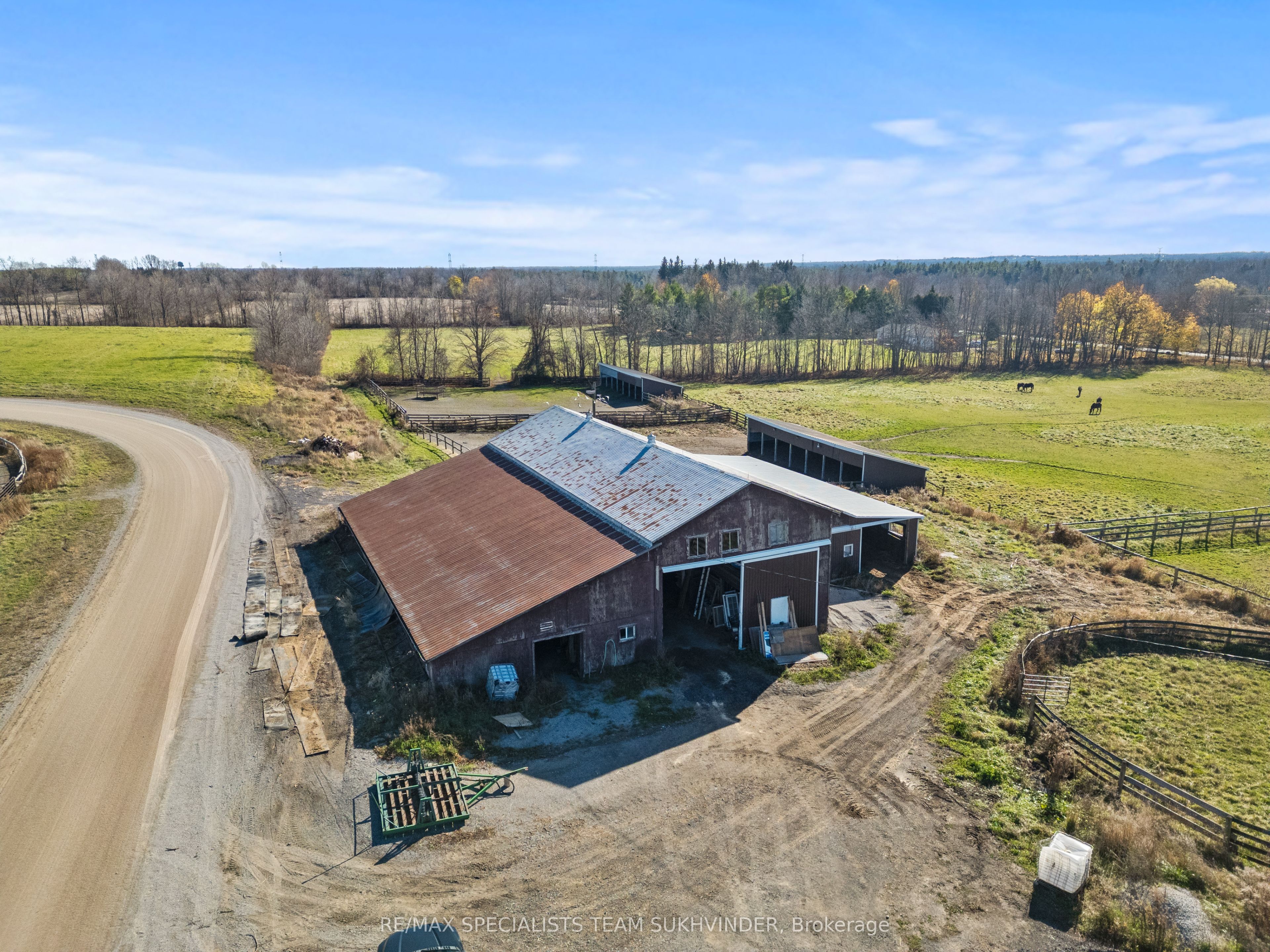 10253 Second Line Property Photo 25