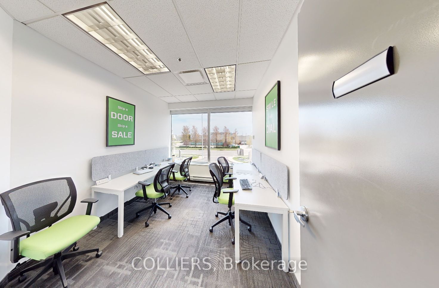 #202 - 2355 Skymark Avenue Property Photo 2