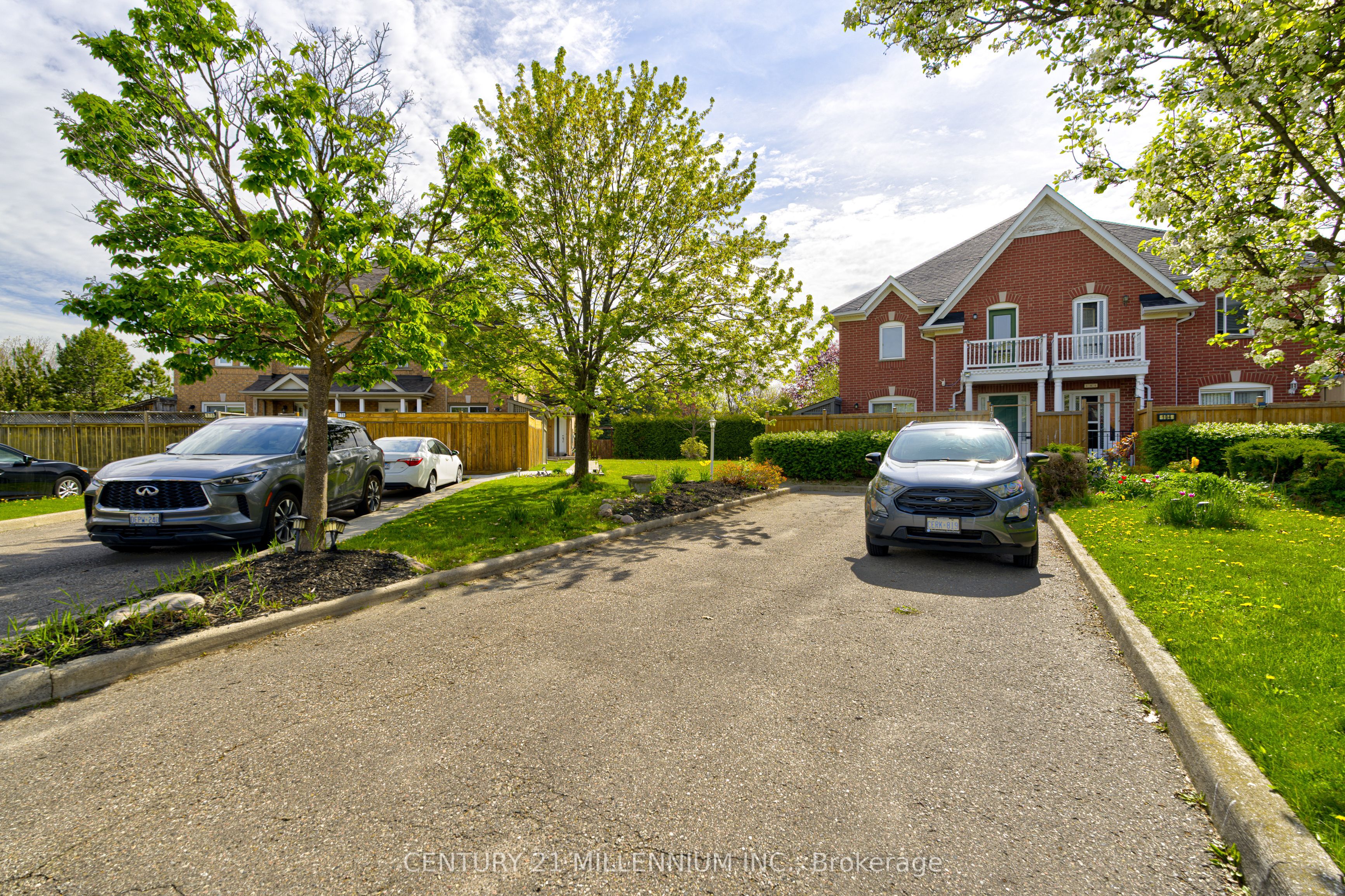 180 Pressed Brick Drive Property Photo 2