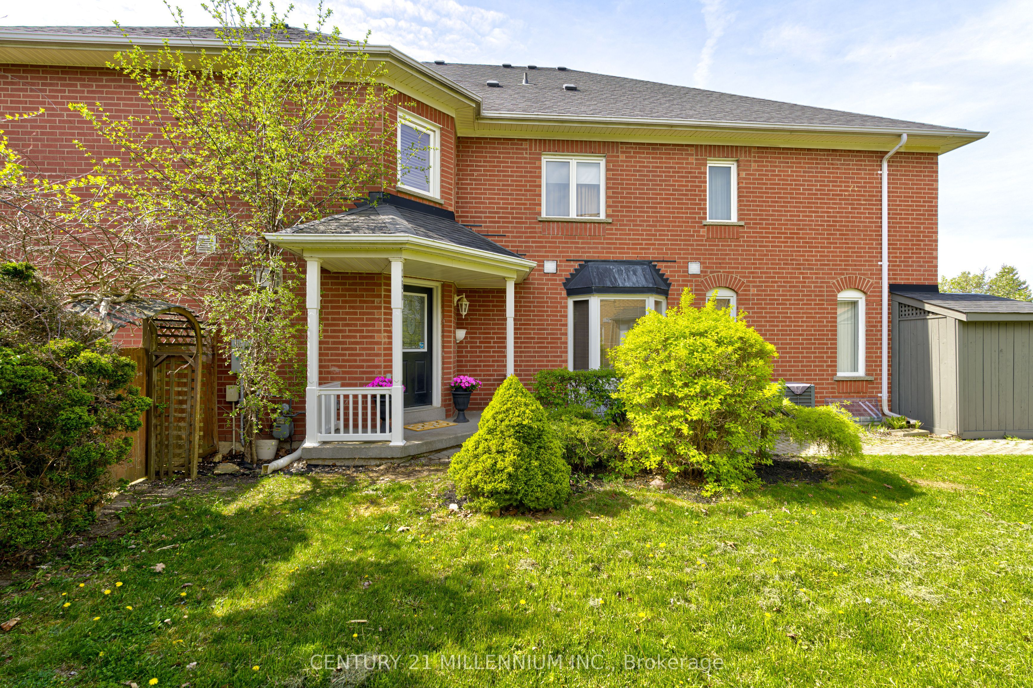 180 Pressed Brick Drive Property Photo 3