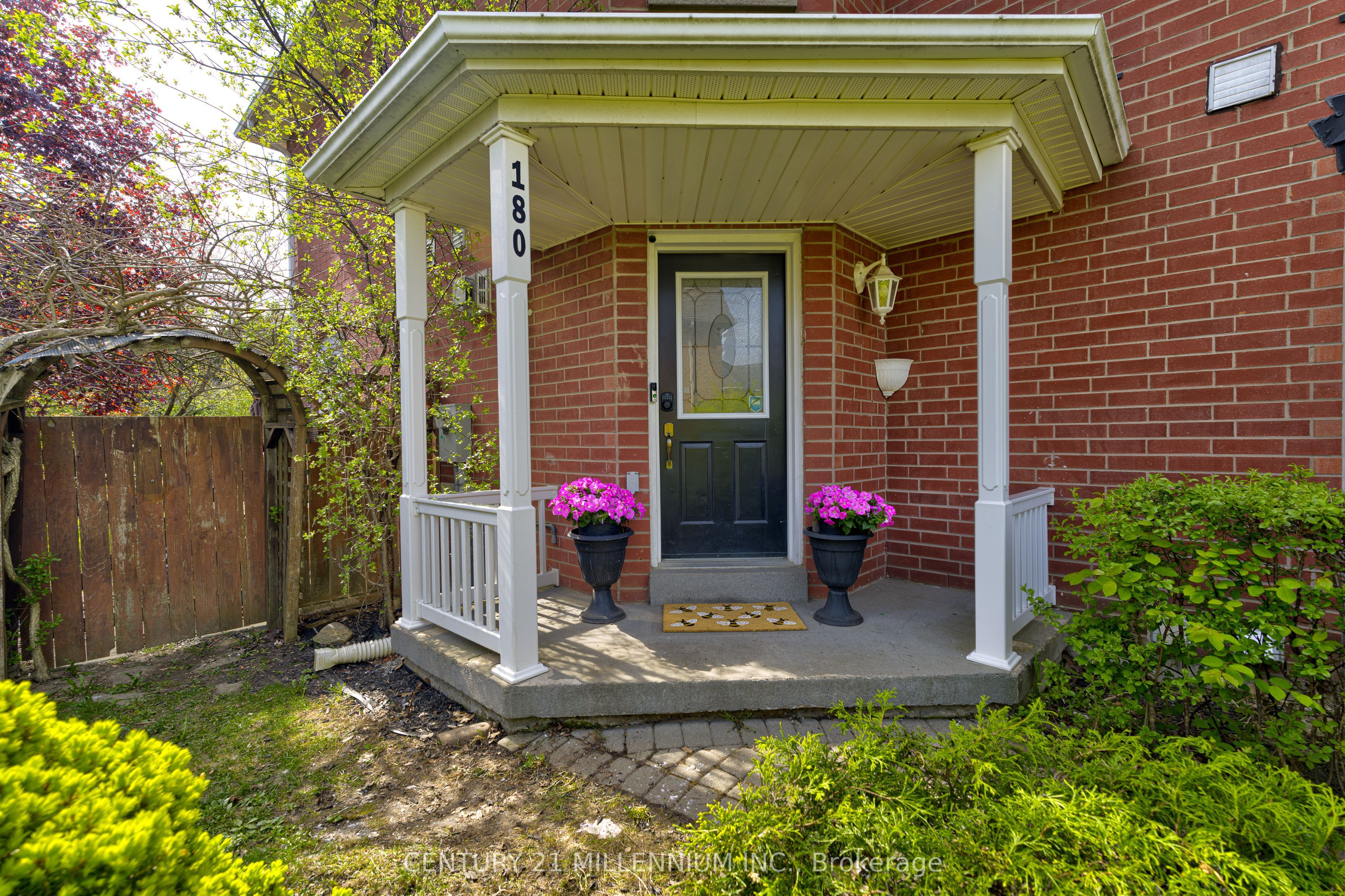 180 Pressed Brick Drive Property Photo 4