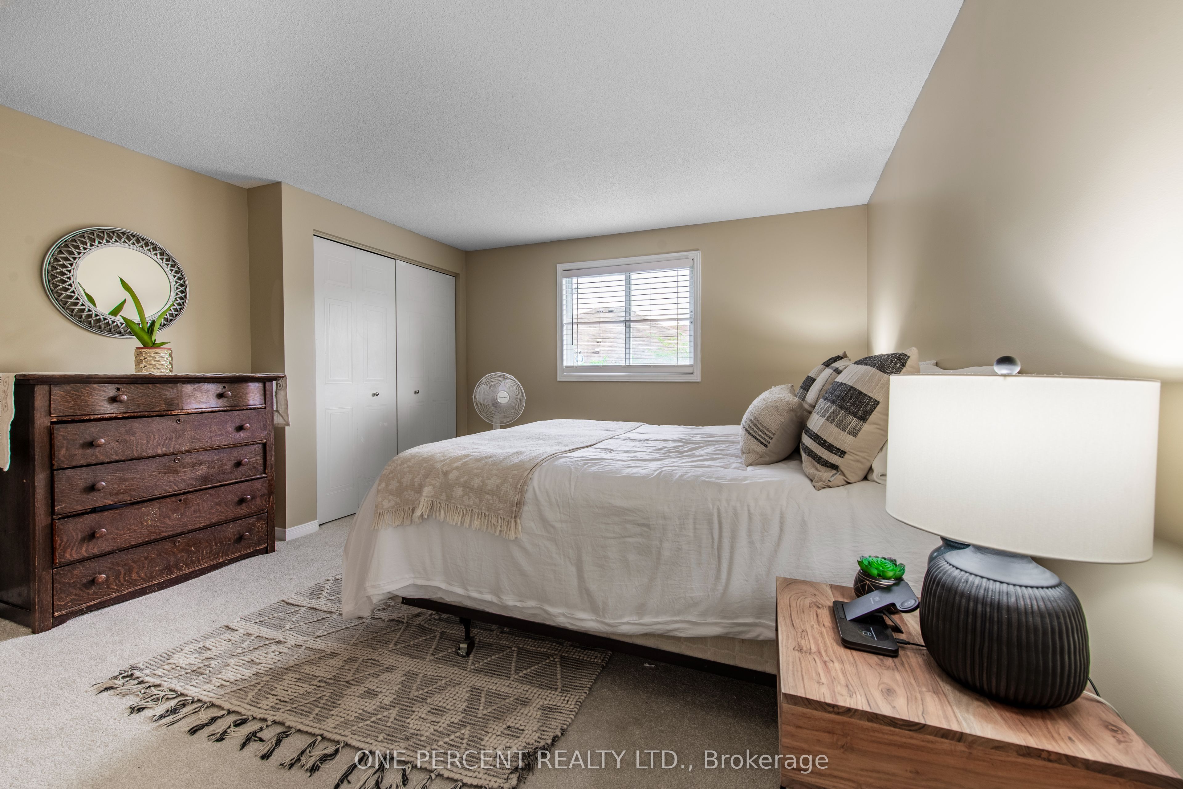 240 Walsh Crescent Property Photo 18