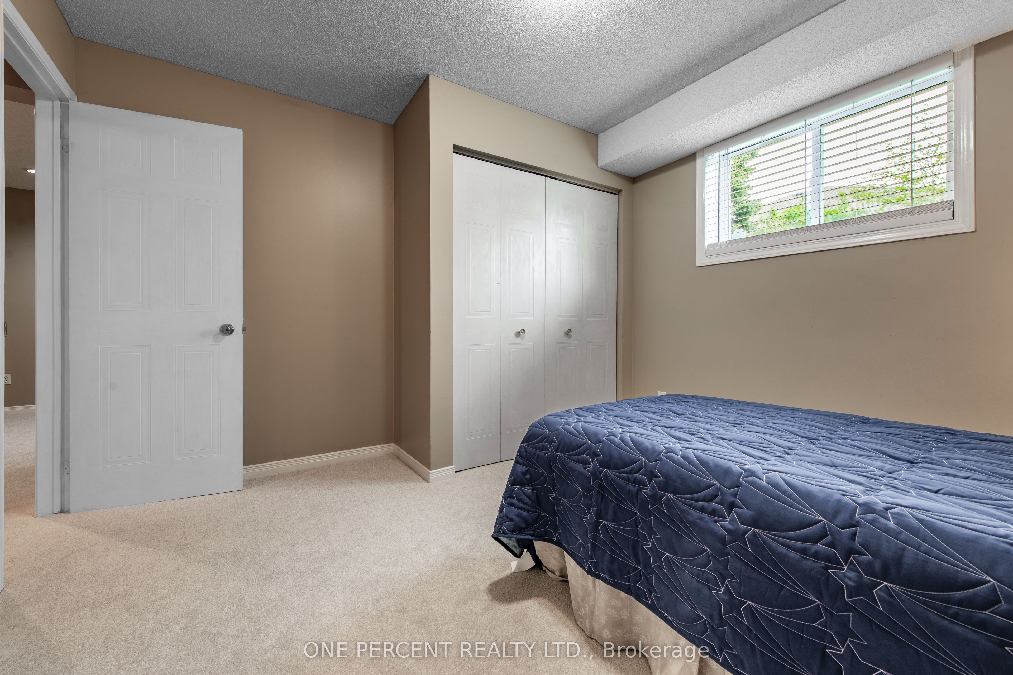 240 Walsh Crescent Property Photo 29