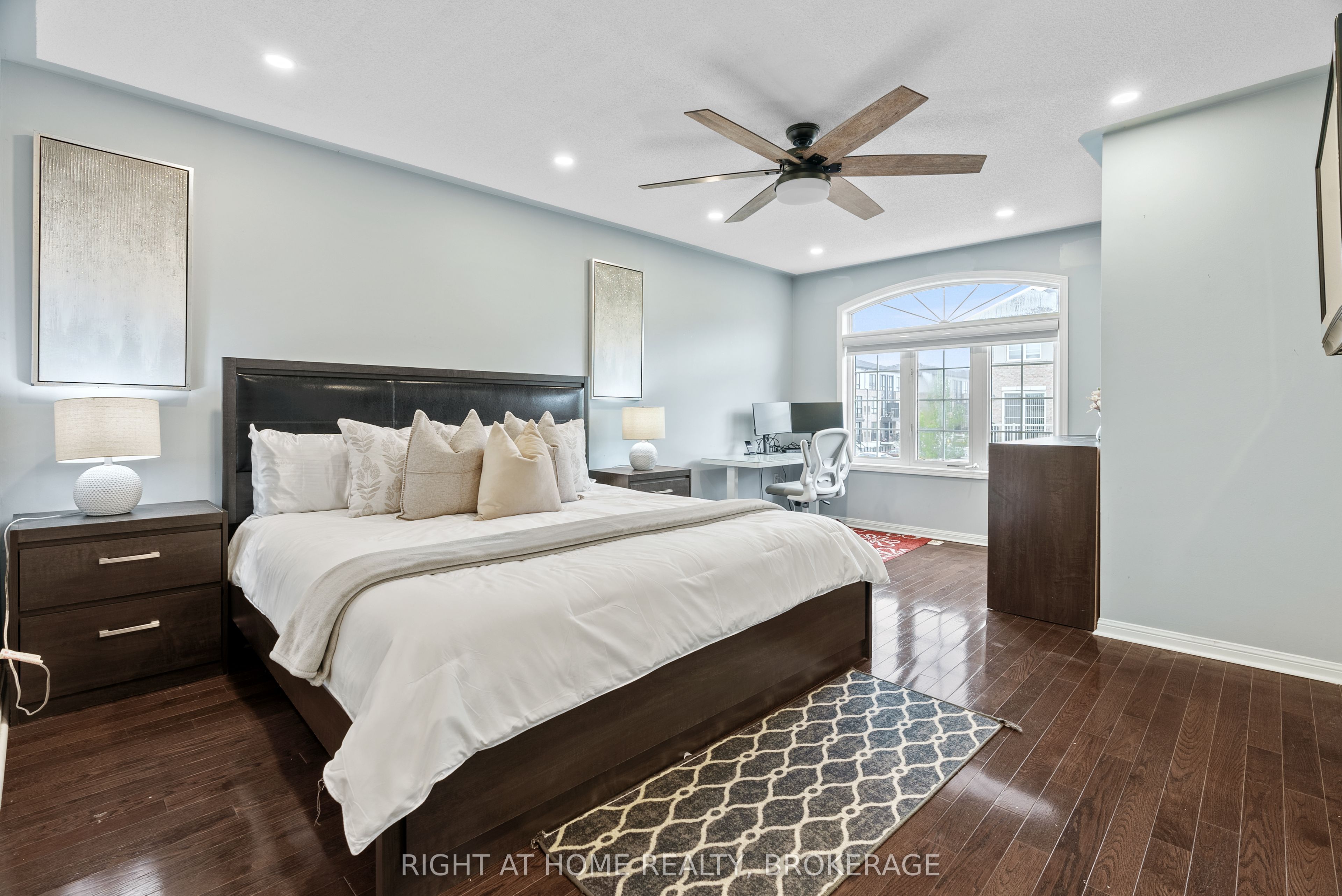166 Hampshire Way Property Photo 21