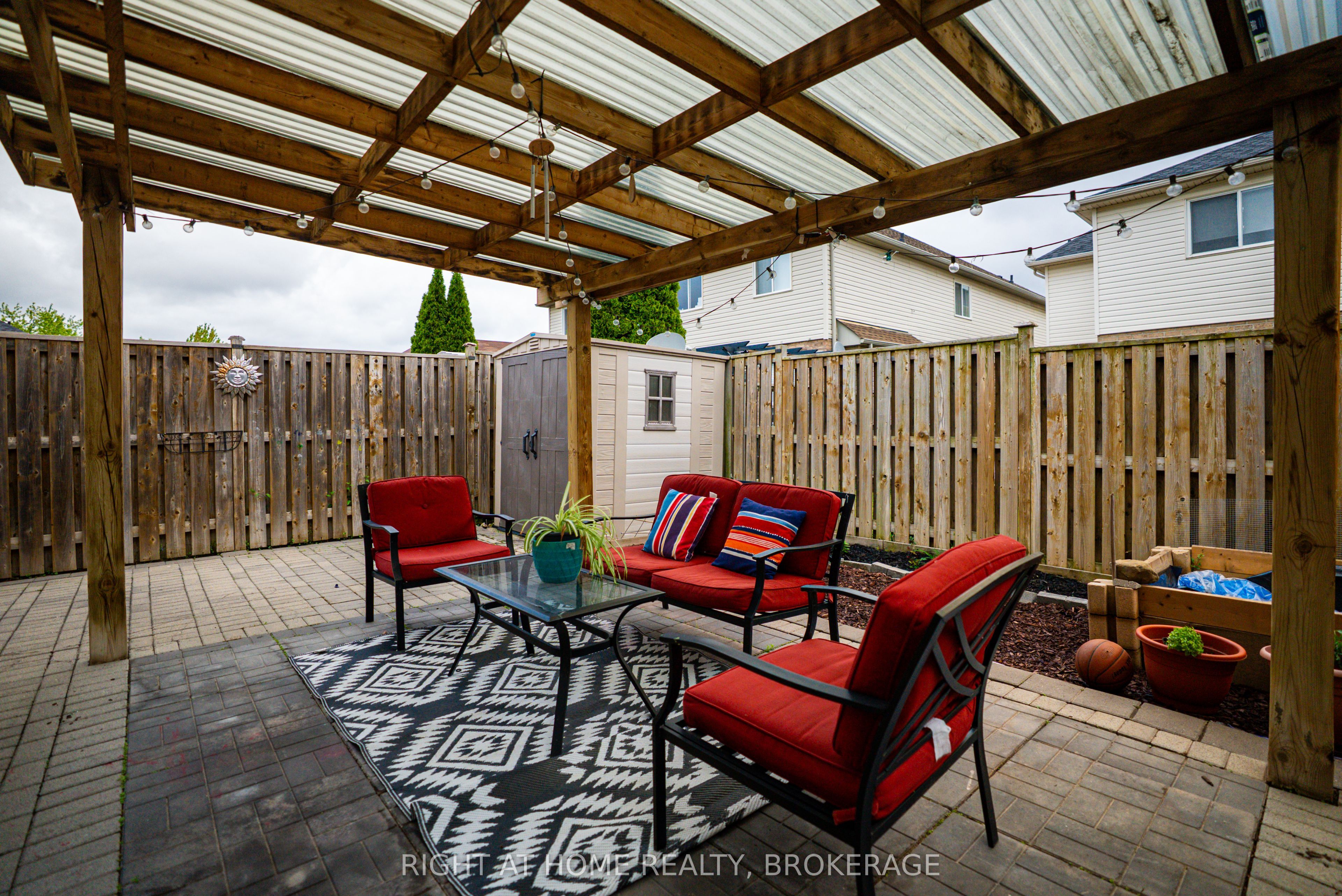 166 Hampshire Way Property Photo 39