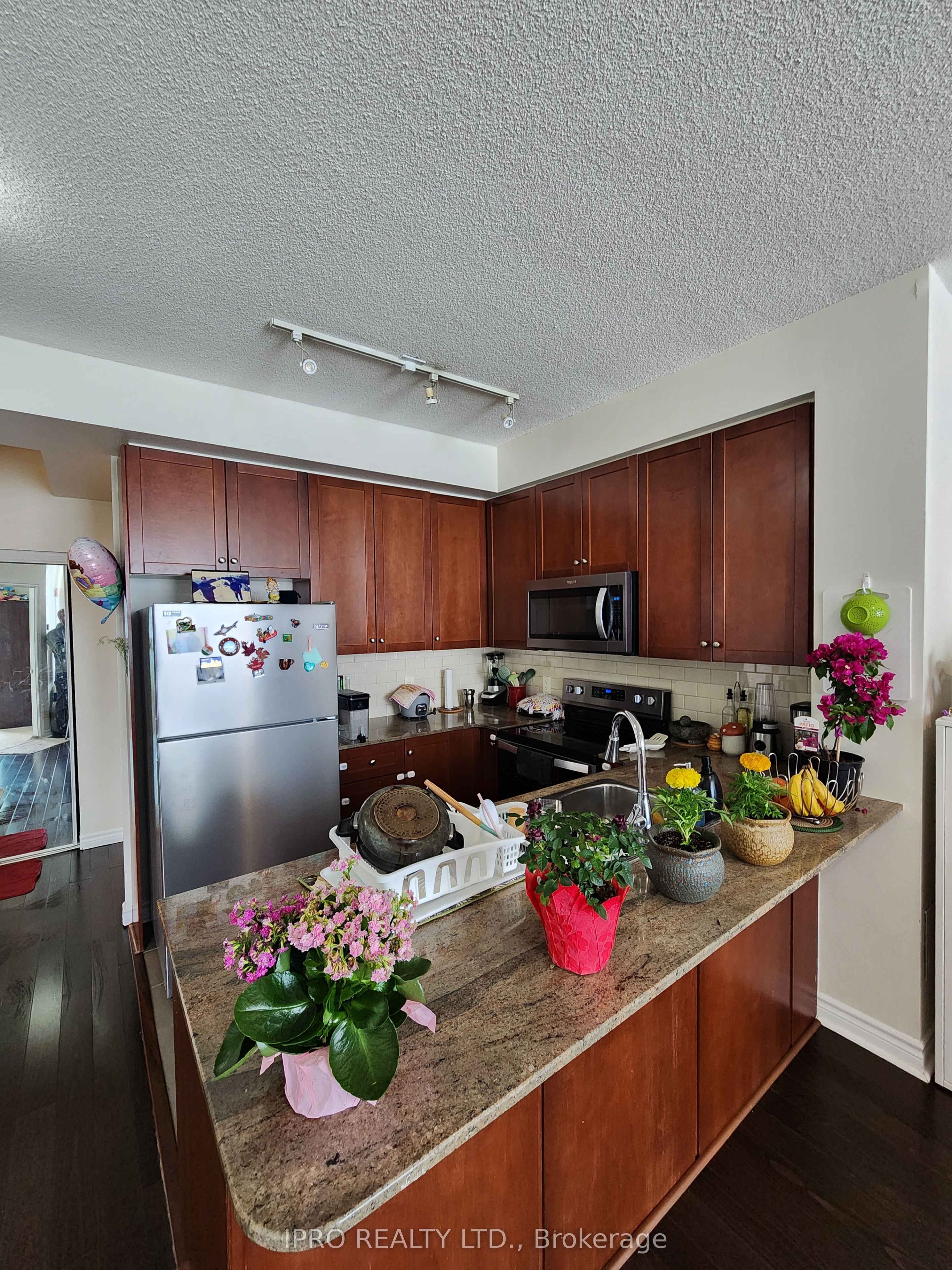 #1001 - 3504 Hurontario Street Property Photo 1