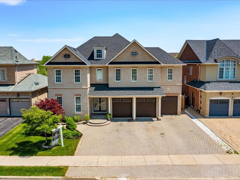 31 Eiffel Blvd Property Photo 1