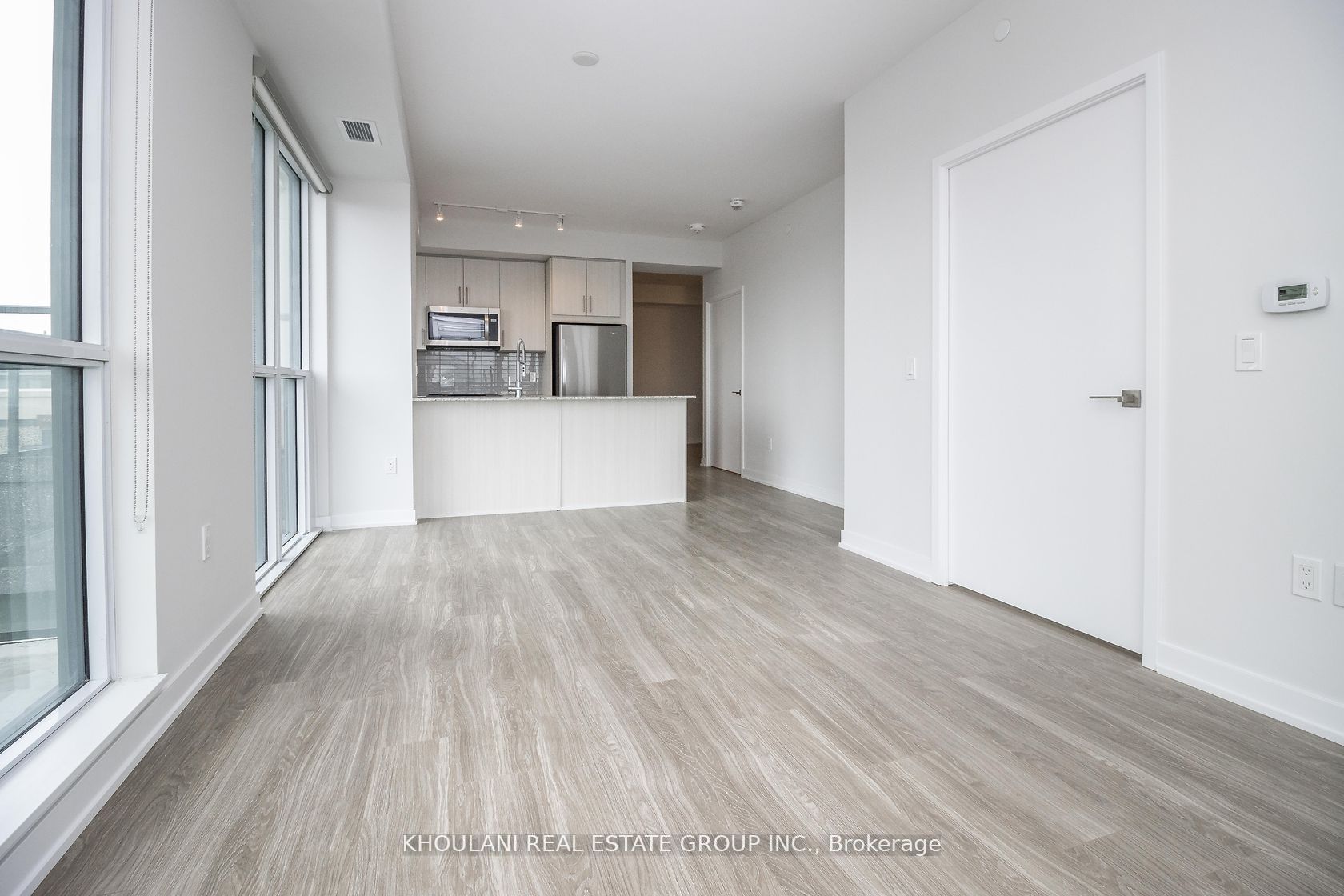 #812 - 4055 Parkside Village Drive Property Photo 6