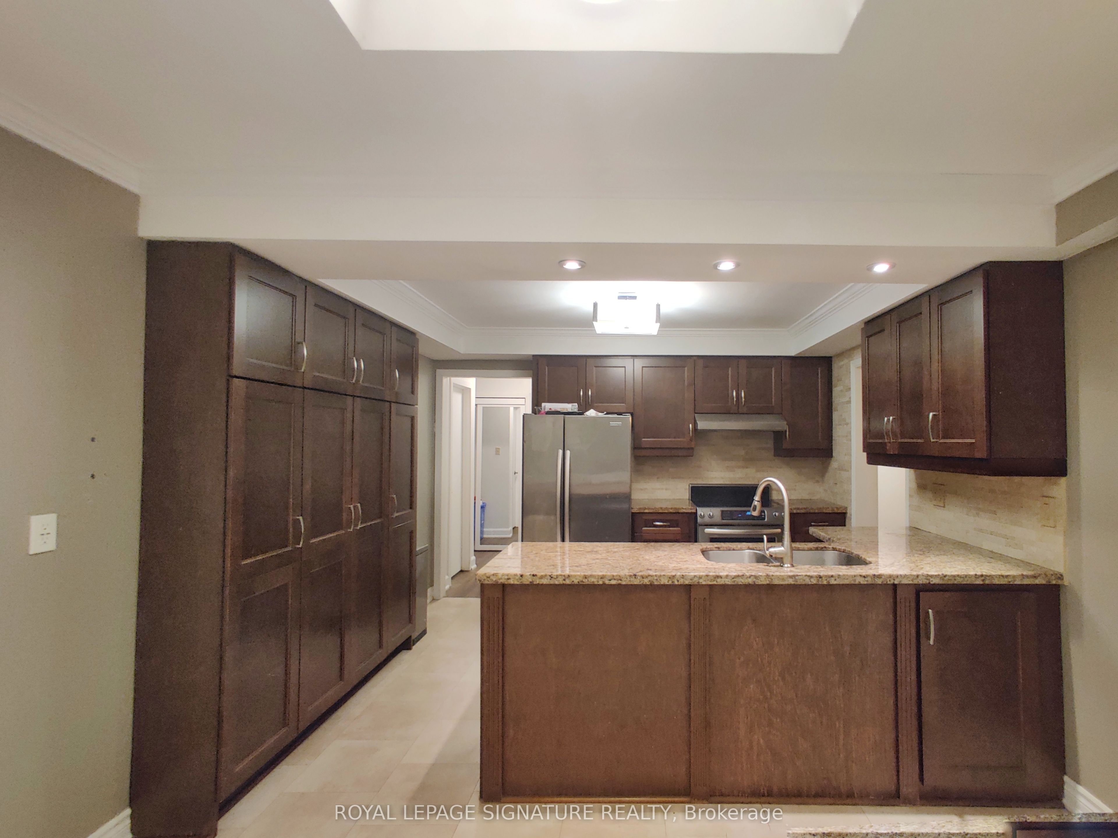 #upper - 2966 Caradoc Lane Property Photo 11
