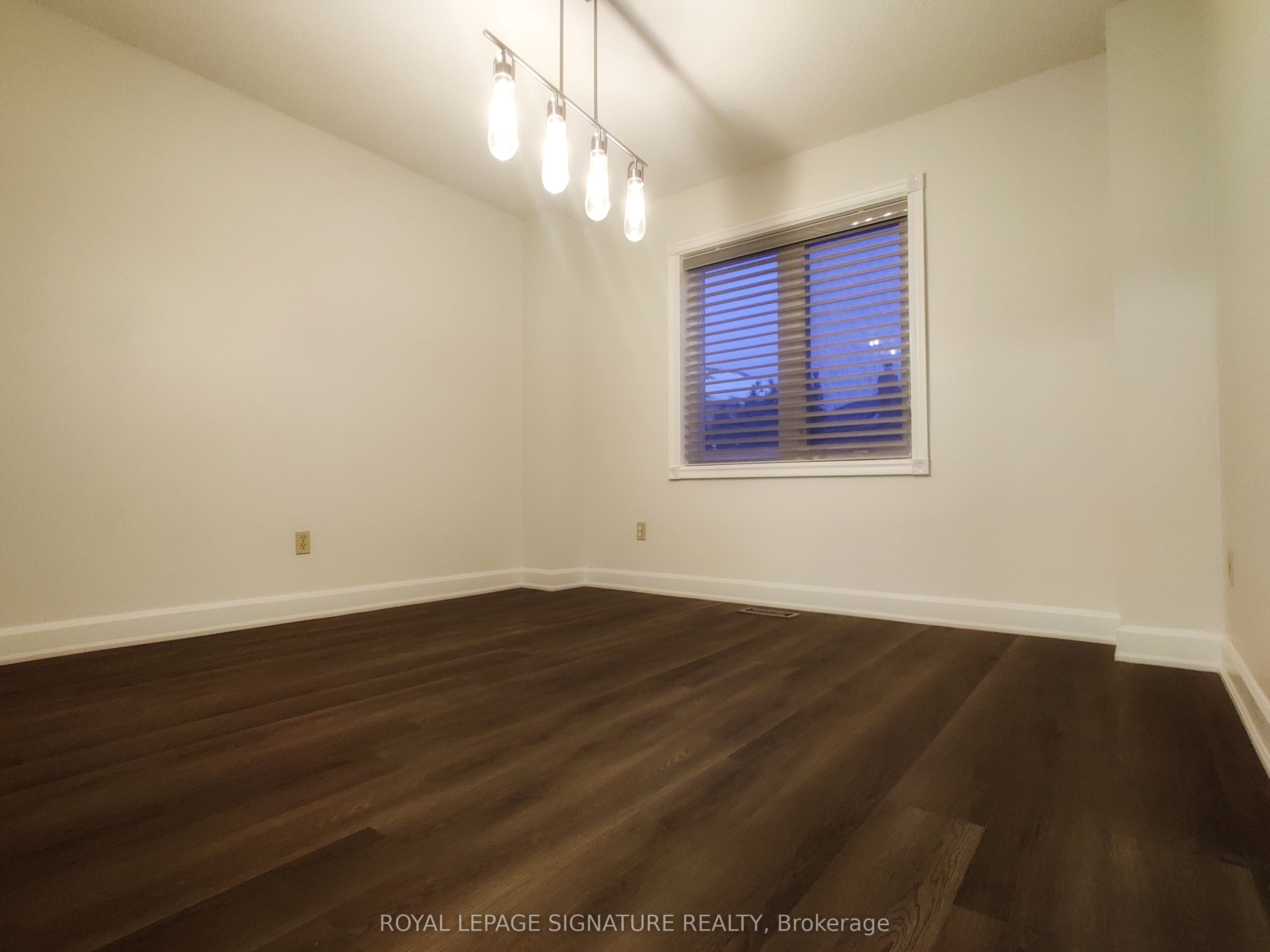 #upper - 2966 Caradoc Lane Property Photo 14