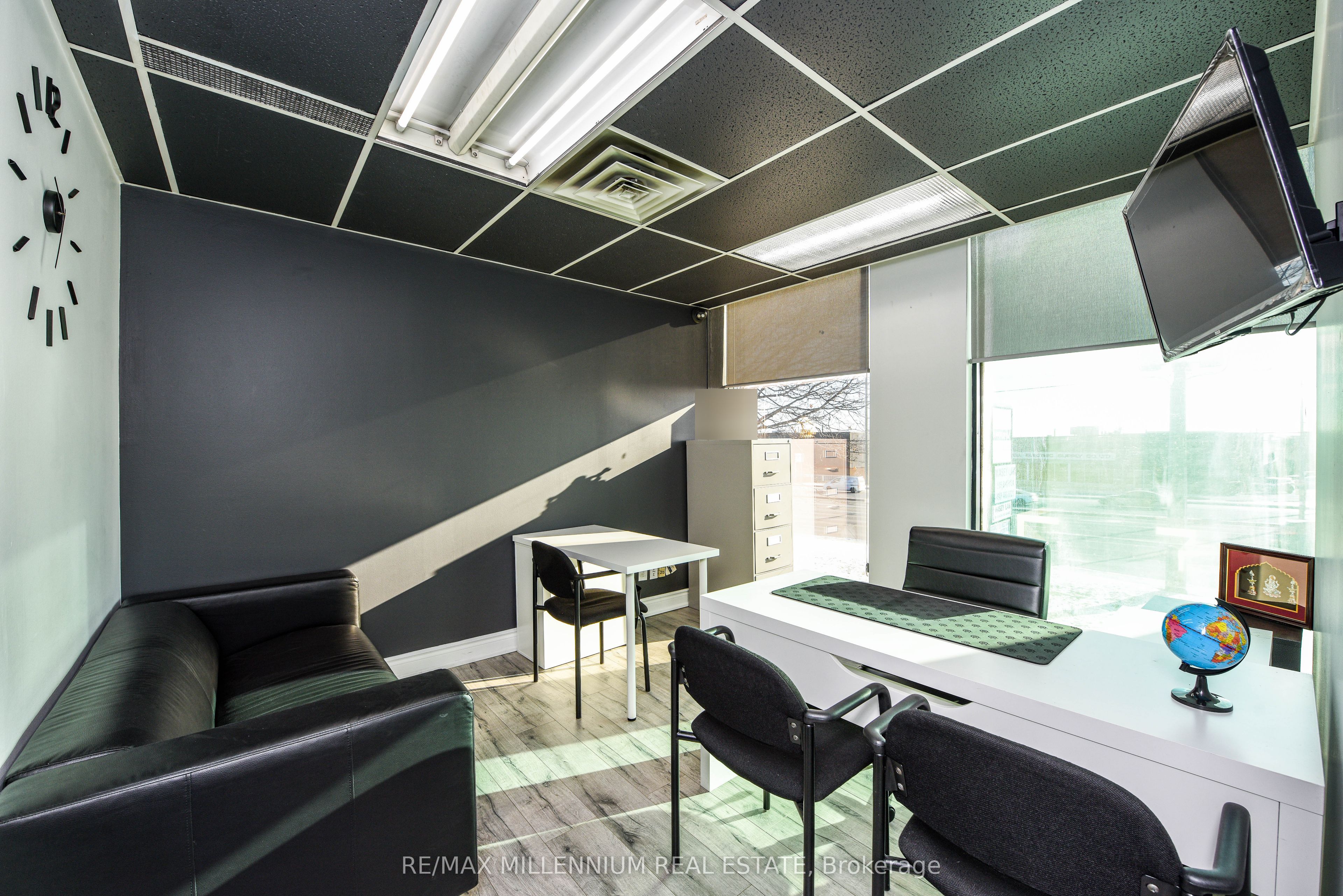 1300 Steeles Ave E Property Photo 7