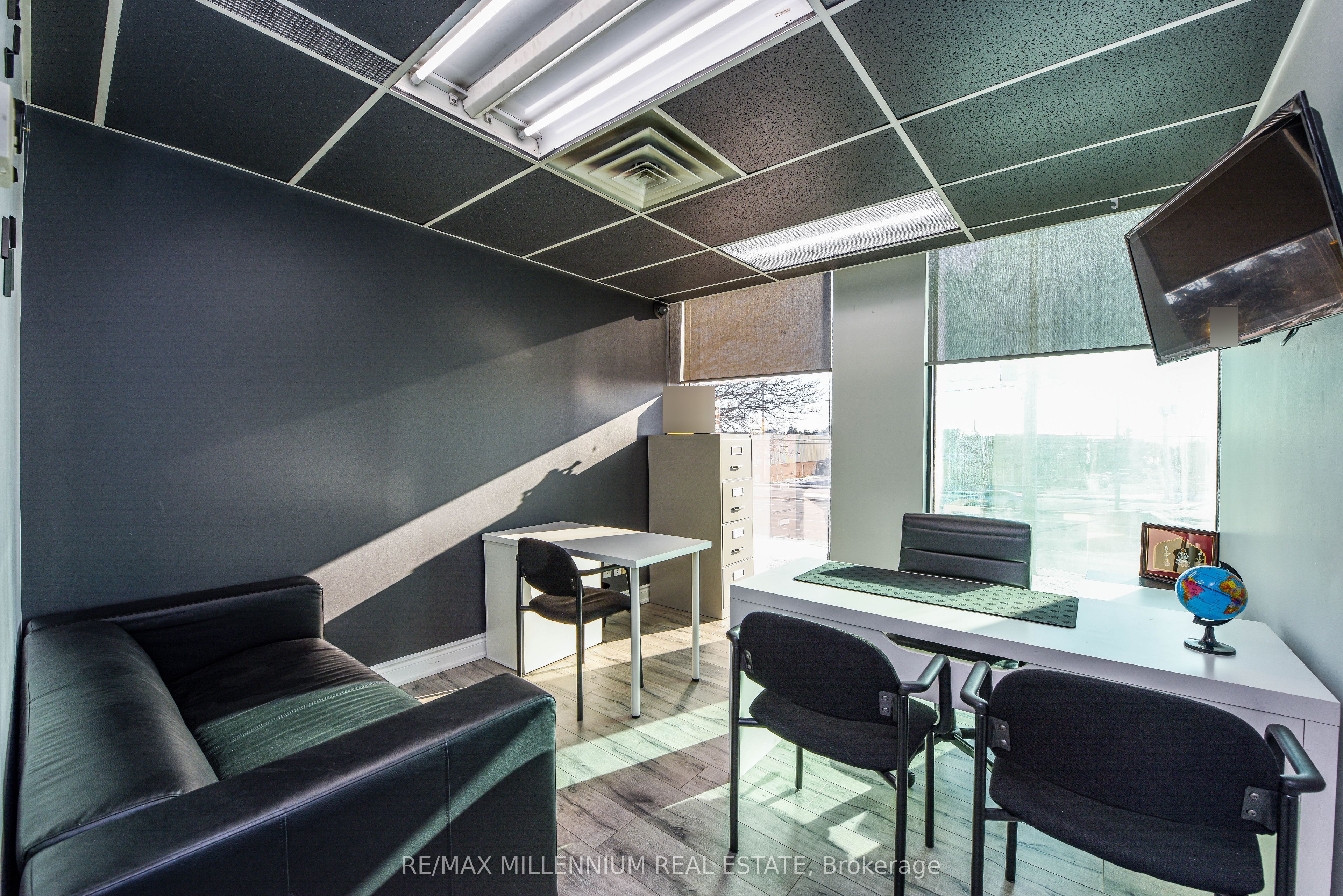 1300 Steeles Ave E Property Photo 10