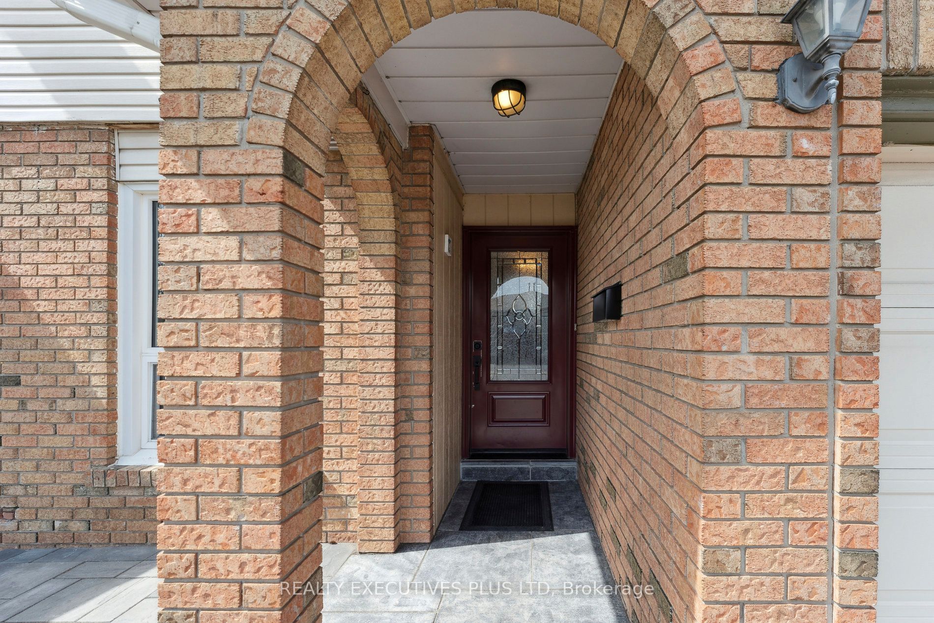 60 Pluto Drive Property Photo 2