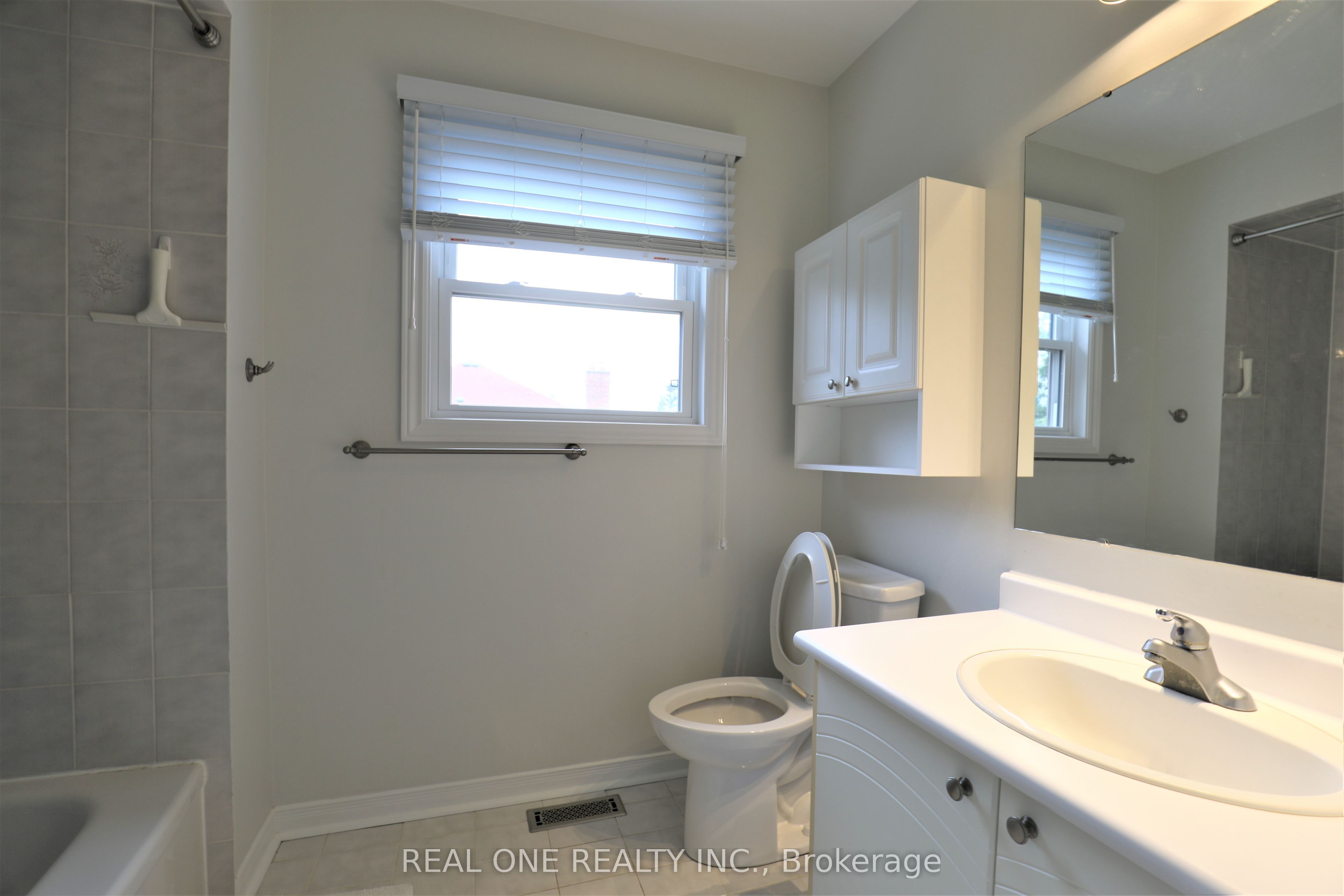 5650 Haddon Hall Road Property Photo 7